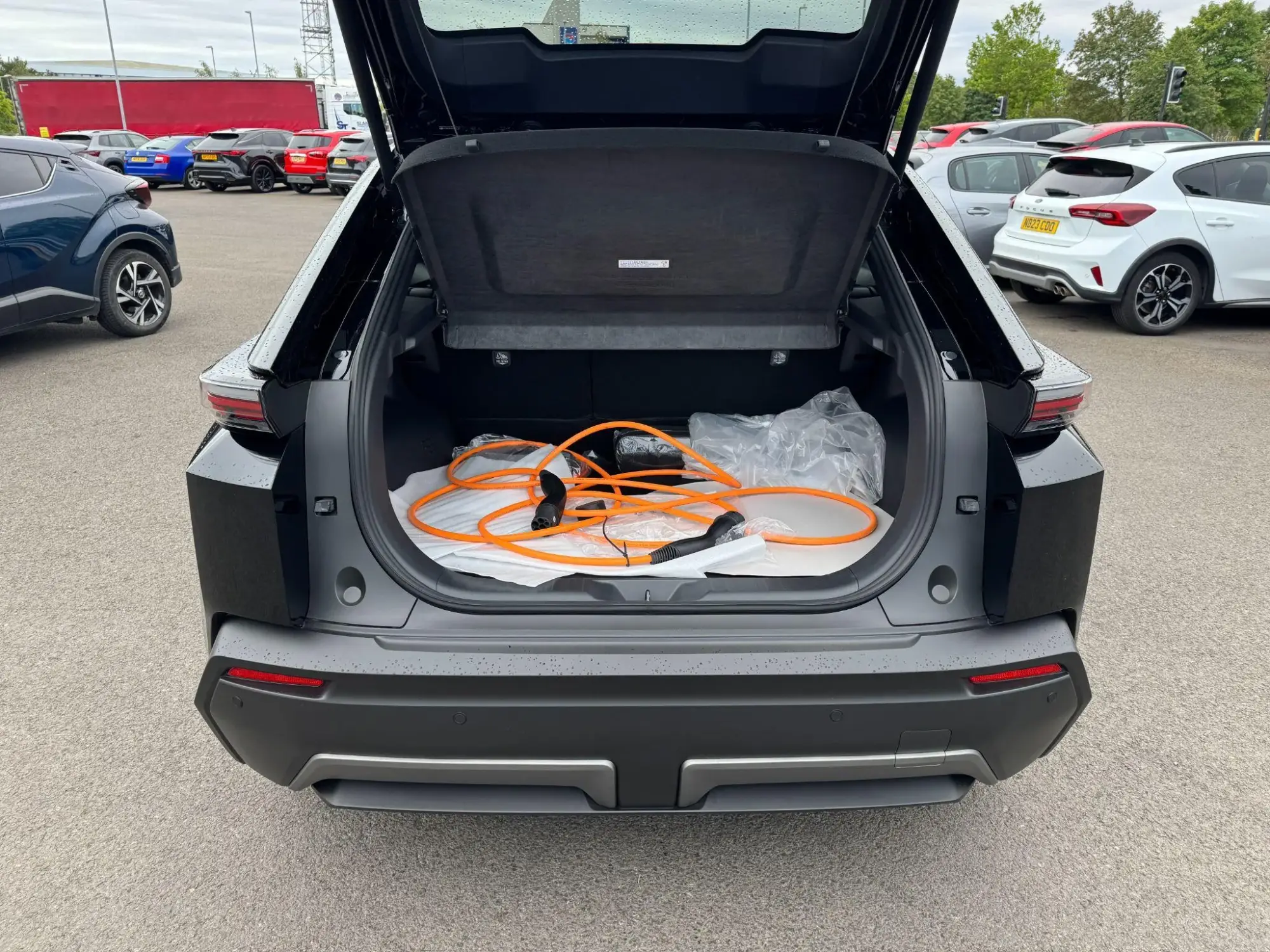 Toyota C-HR+ Image 10 Toyota C-HR+ Image 10