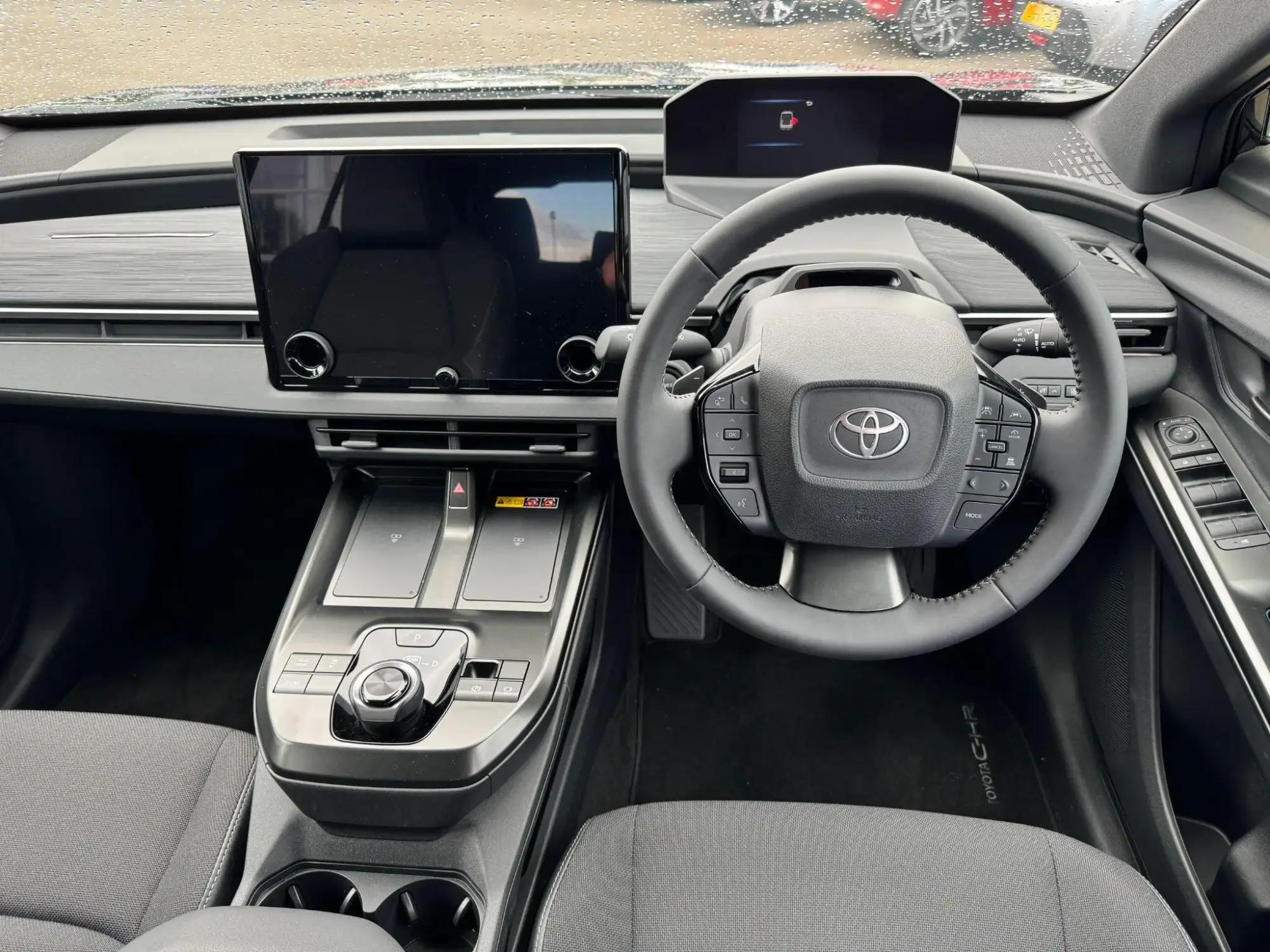 Toyota C-HR+ Image 15 Toyota C-HR+ Image 15