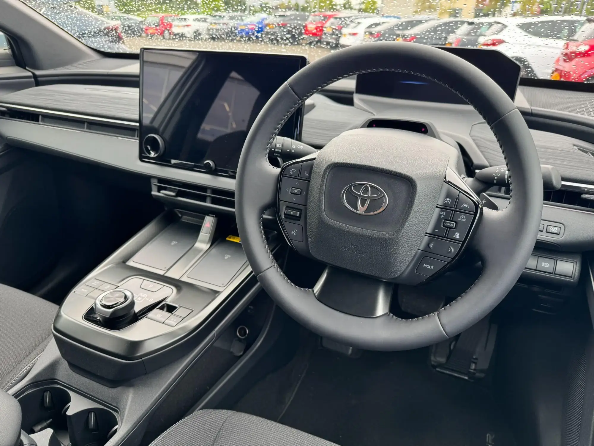 Toyota C-HR+ Image 16 Toyota C-HR+ Image 16