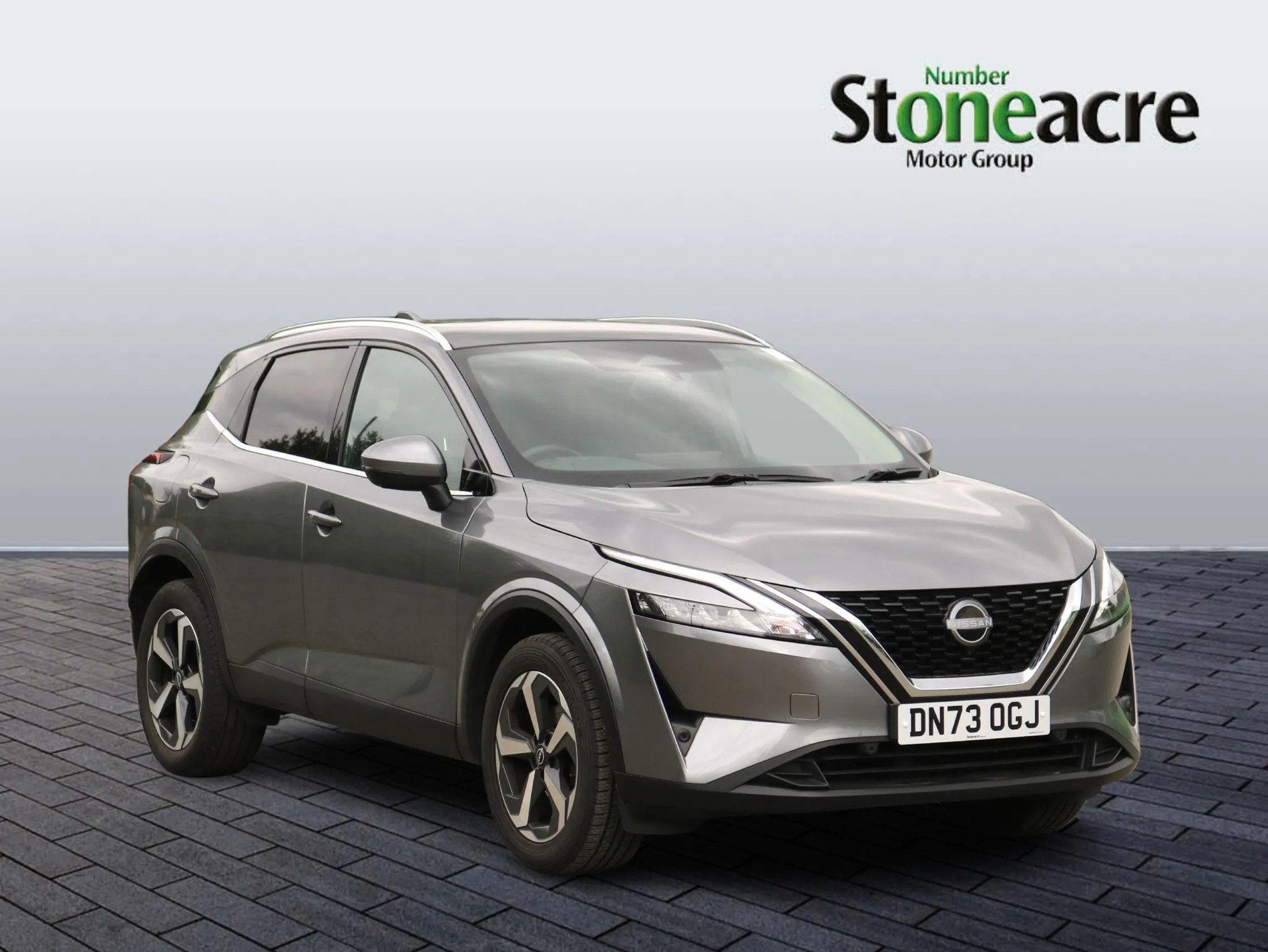 Nissan Qashqai listing photo