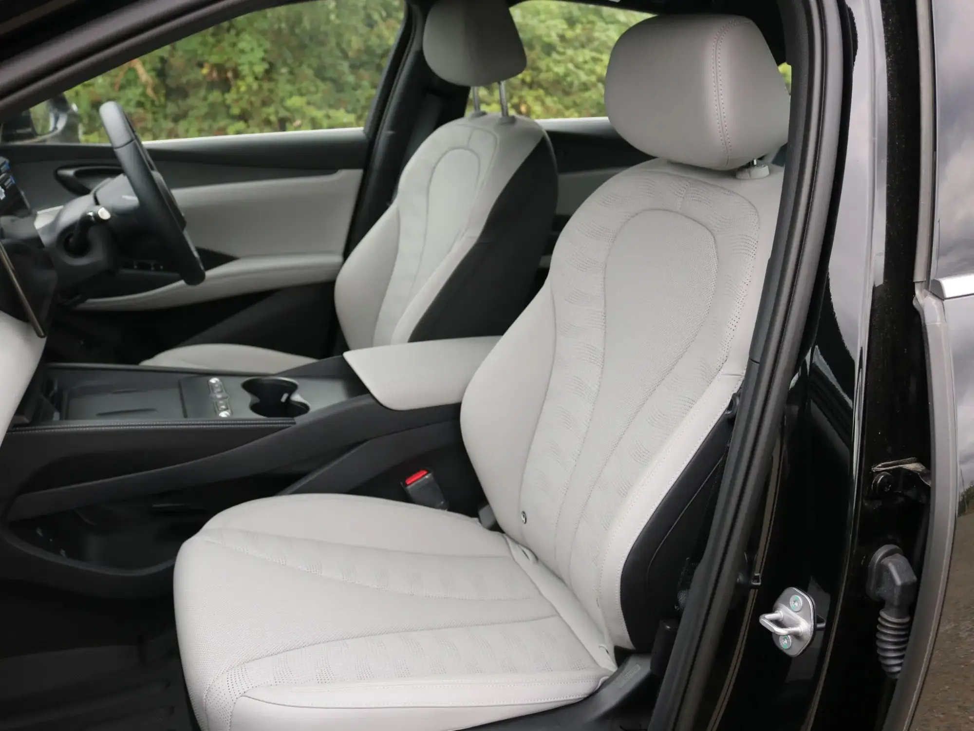 BYD Seal 6 Image 14 BYD Seal 6 Image 14