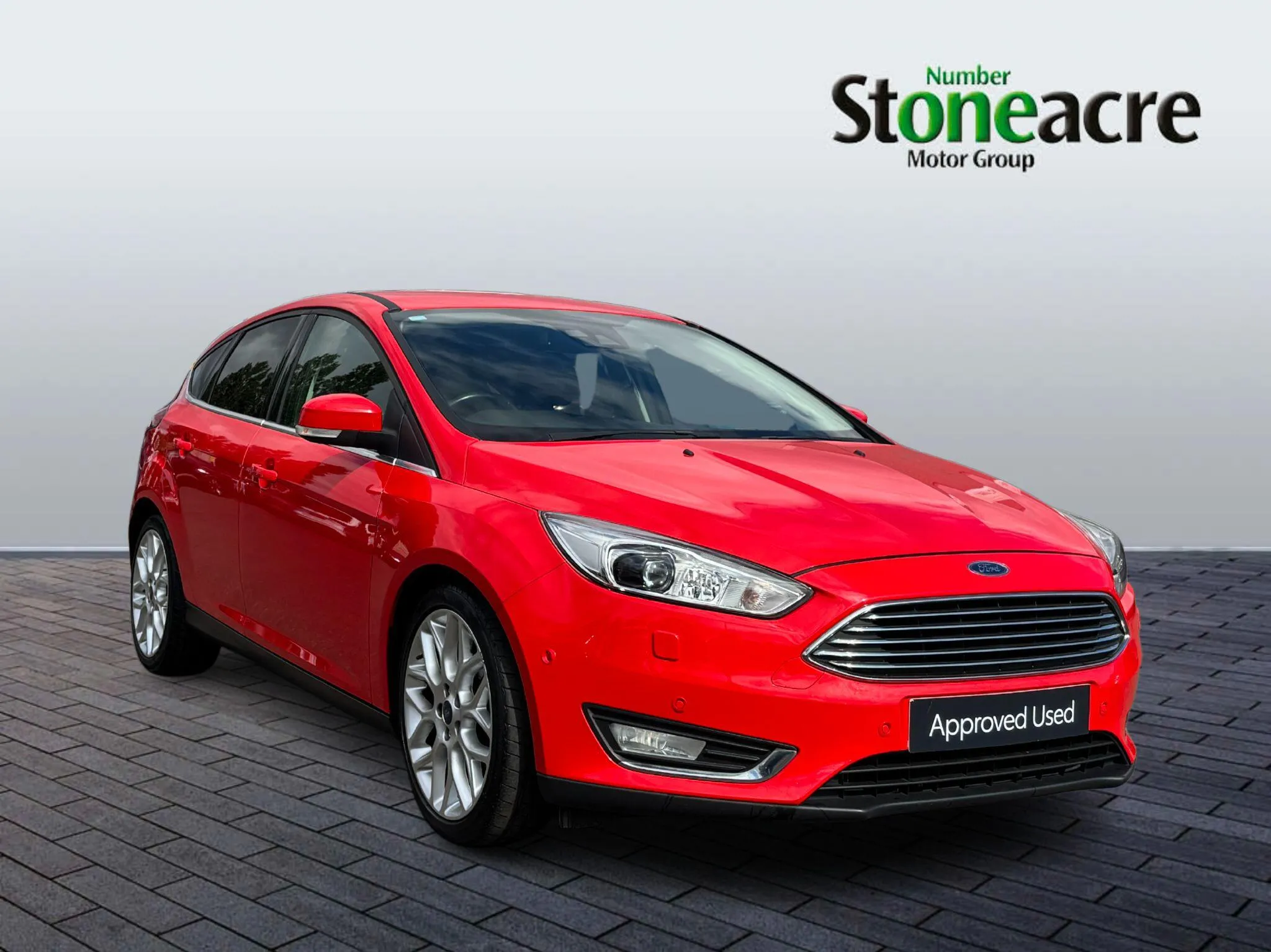 Ford Focus dealer public-web source image