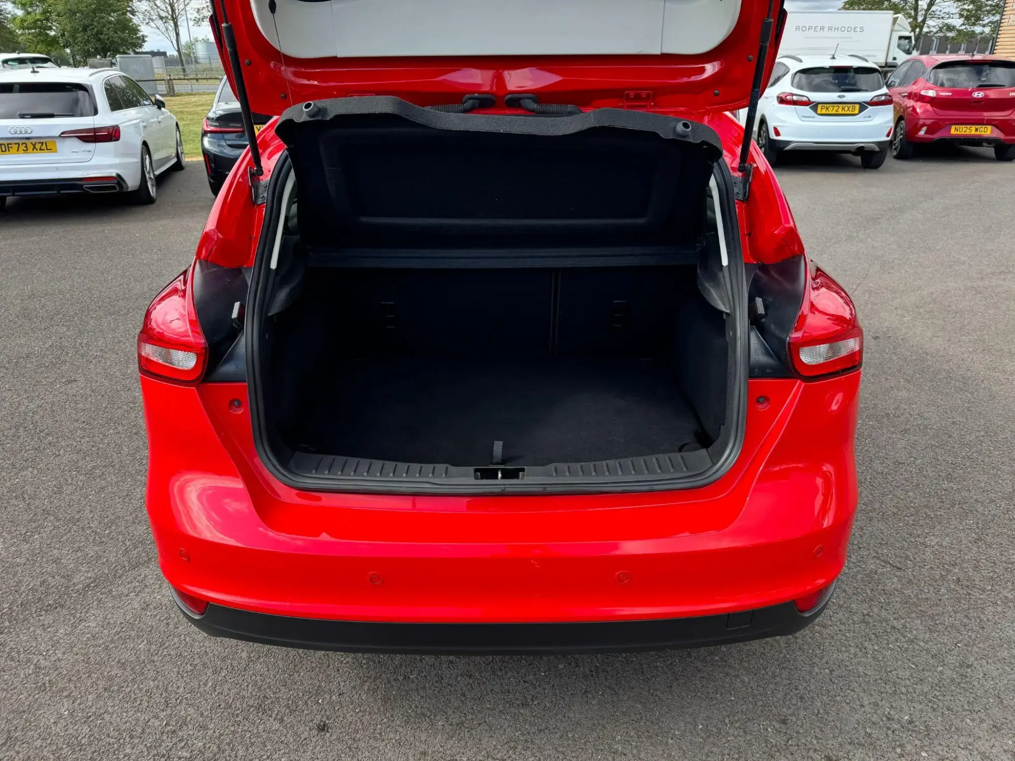Ford Focus Image 10