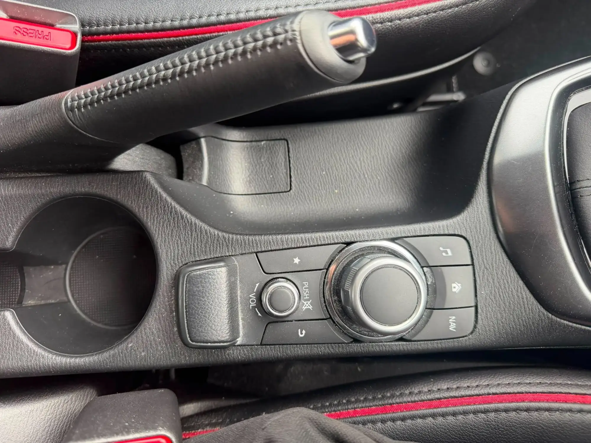 Mazda2 Image 16 Mazda2 Image 16