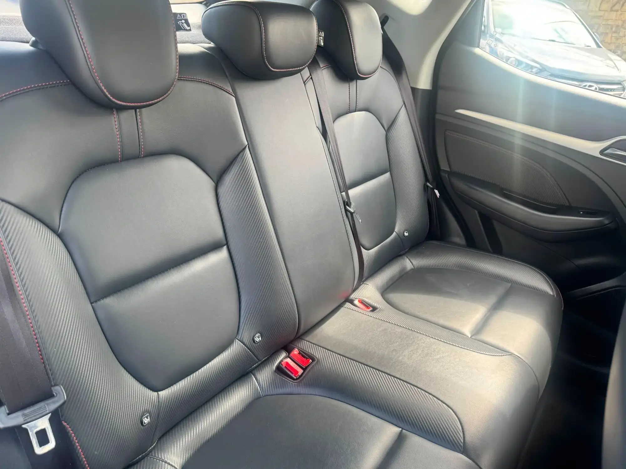 MG ZS Image 11