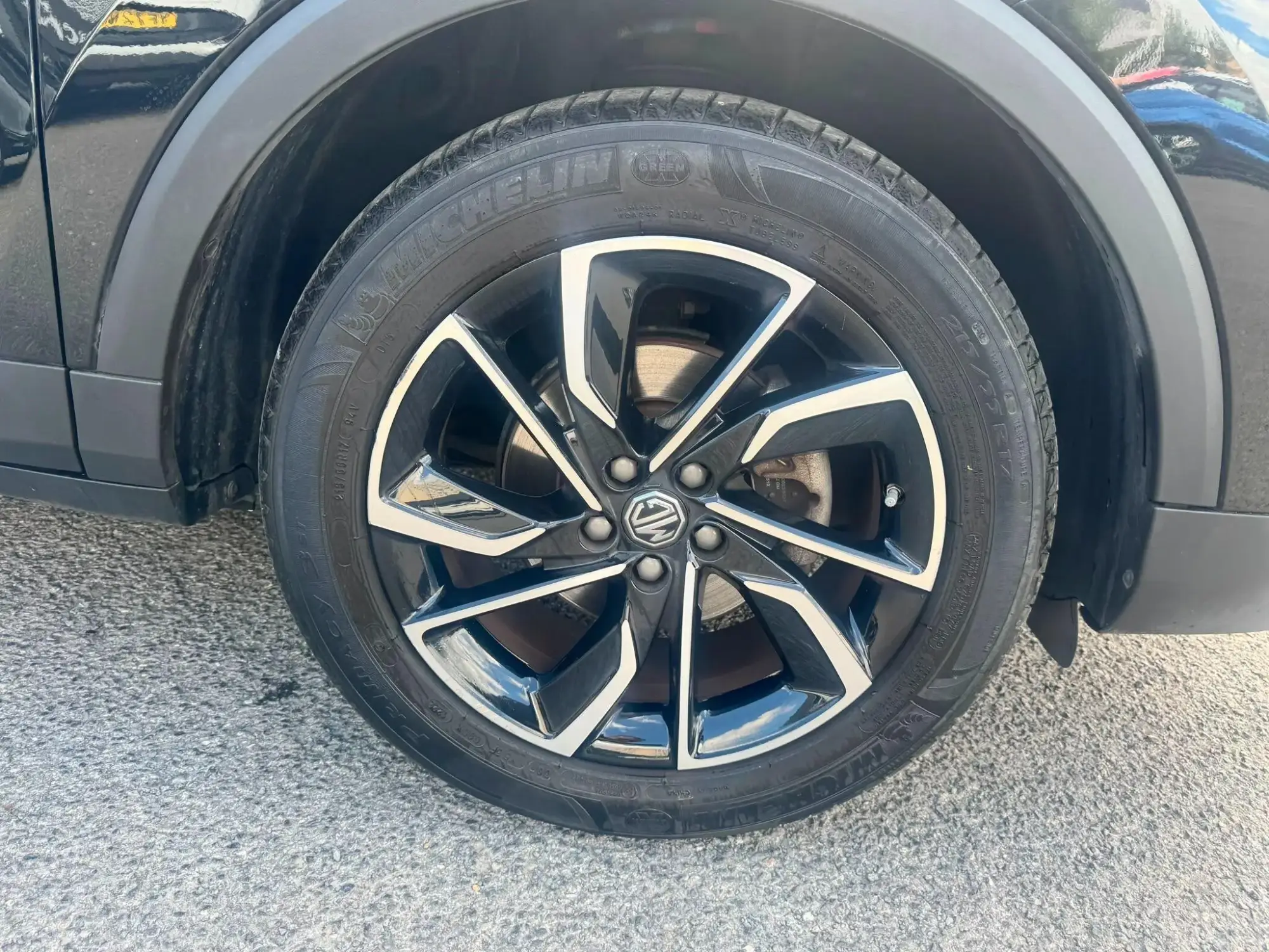 MG ZS Image 12