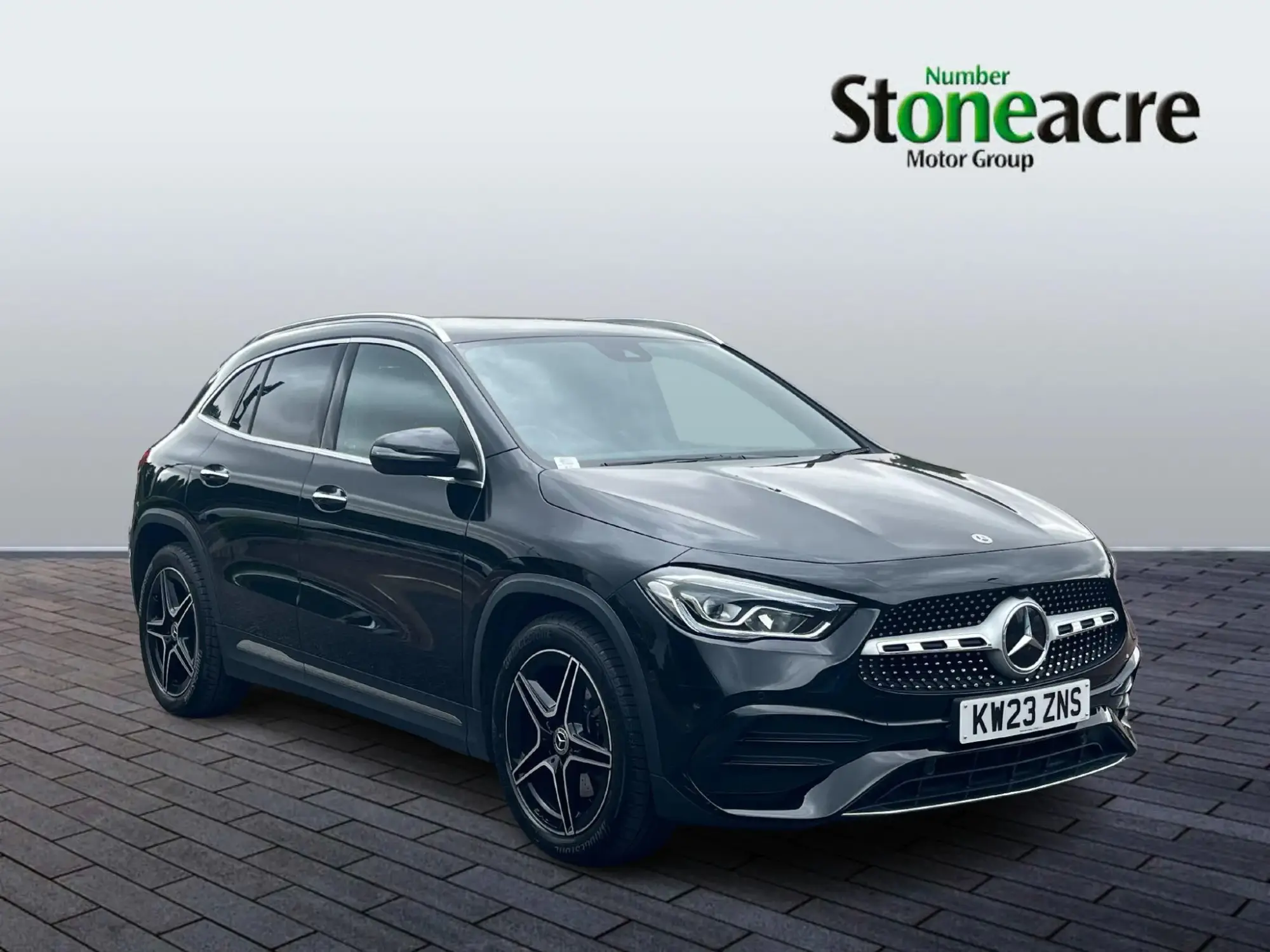 Mercedes-Benz GLA 2.0 GLA220d AMG Line (Premium) 8G-DCT 4MATIC Euro 6 (s/s) 5dr KW23ZNS Image 1