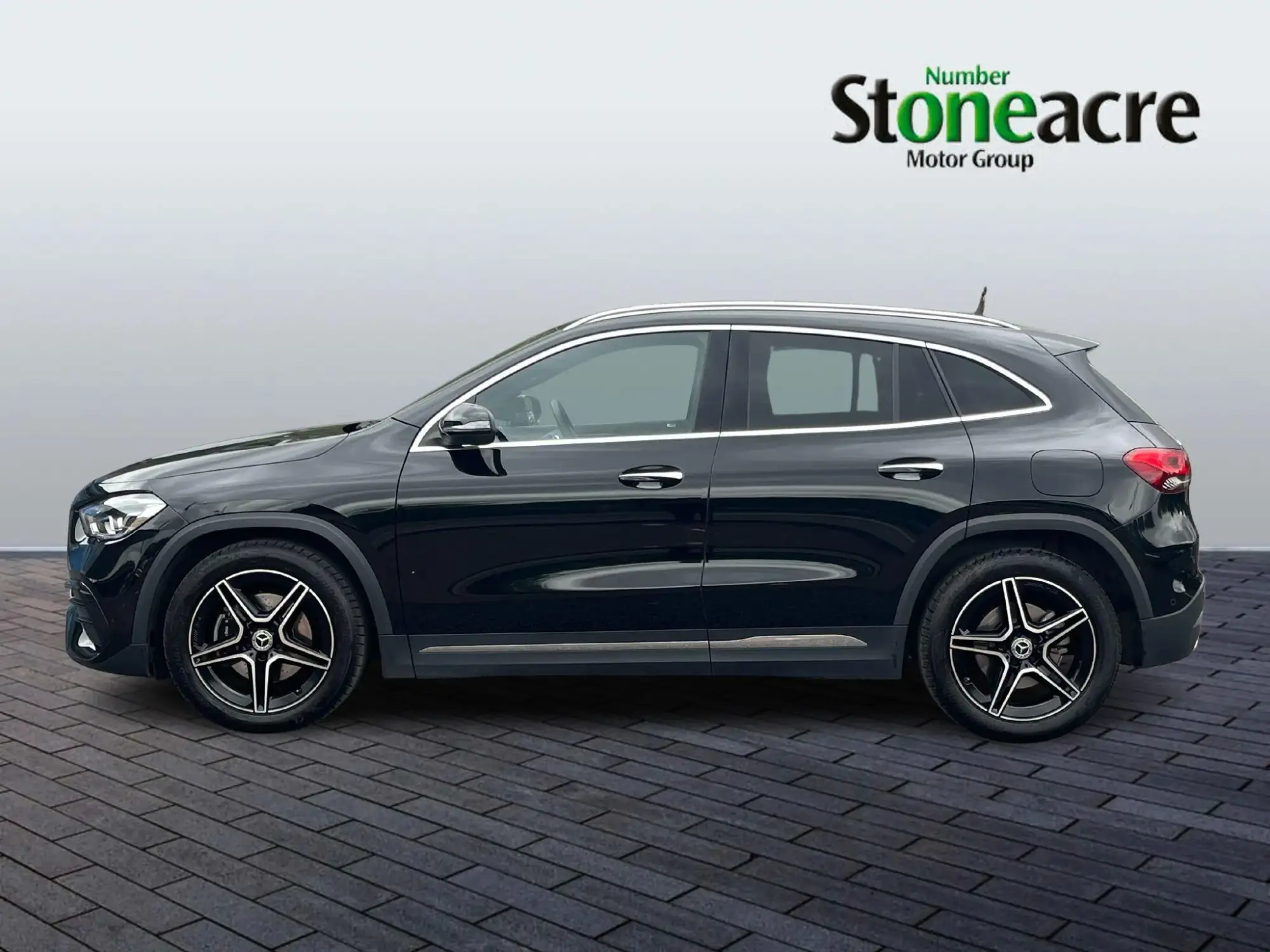 Mercedes-Benz GLA Image 5 Mercedes-Benz GLA Image 5
