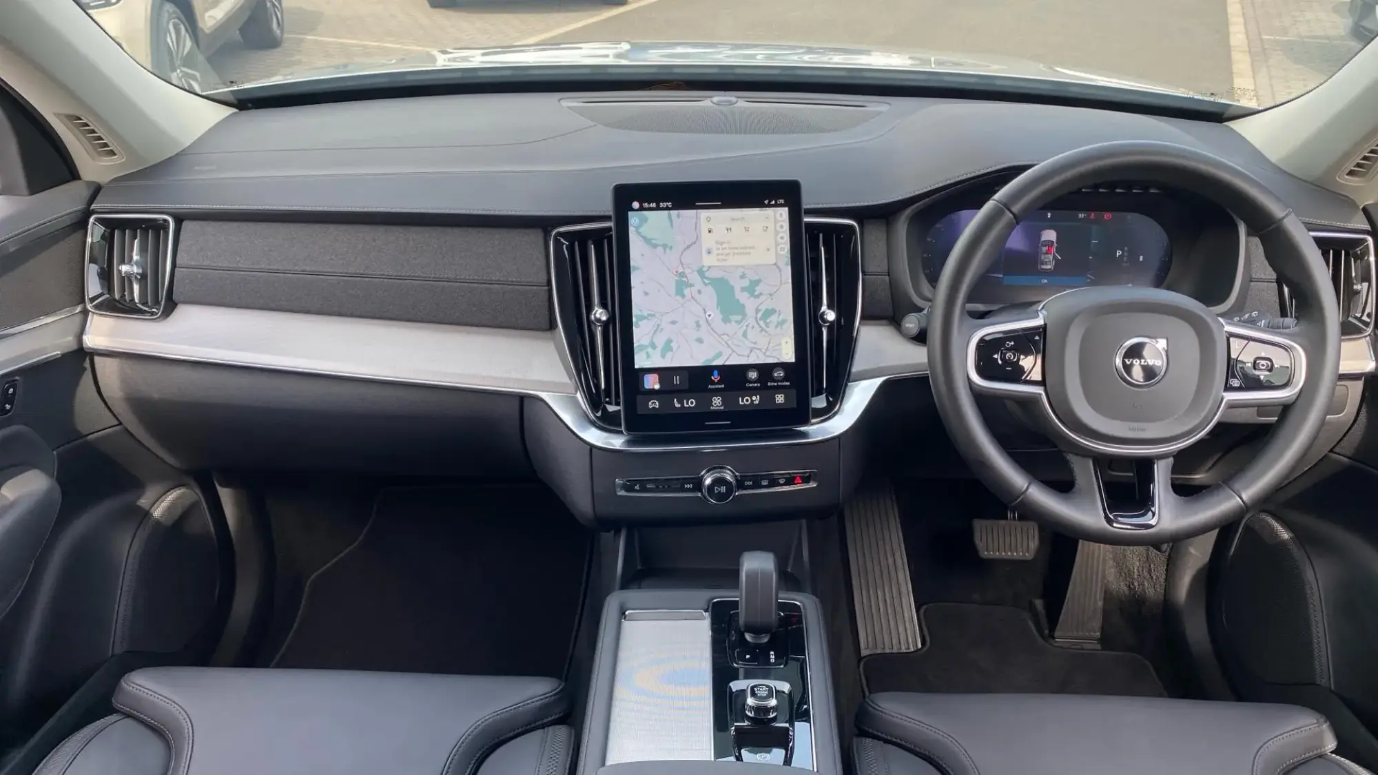 Volvo XC90 Image 10