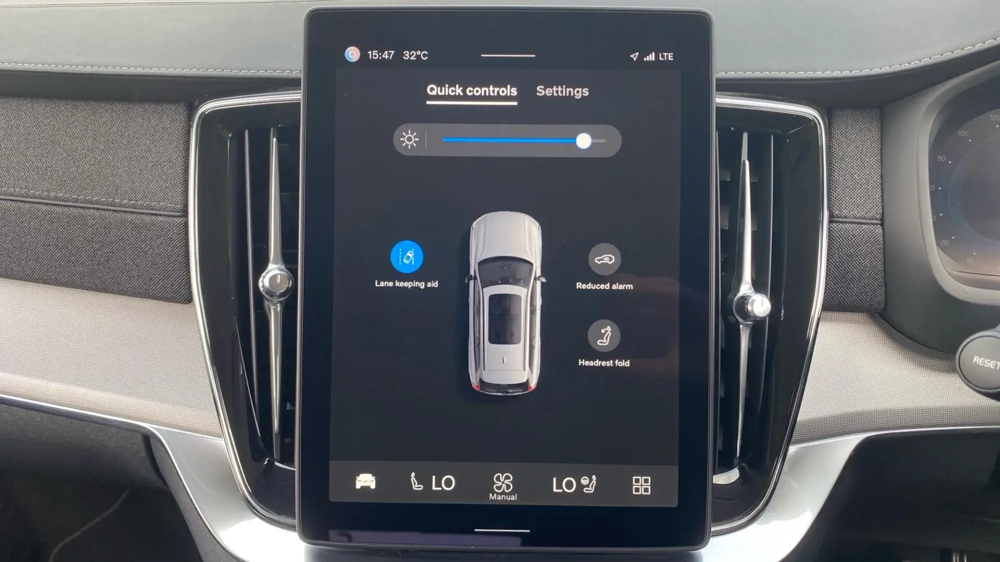 Volvo XC90 Image 29