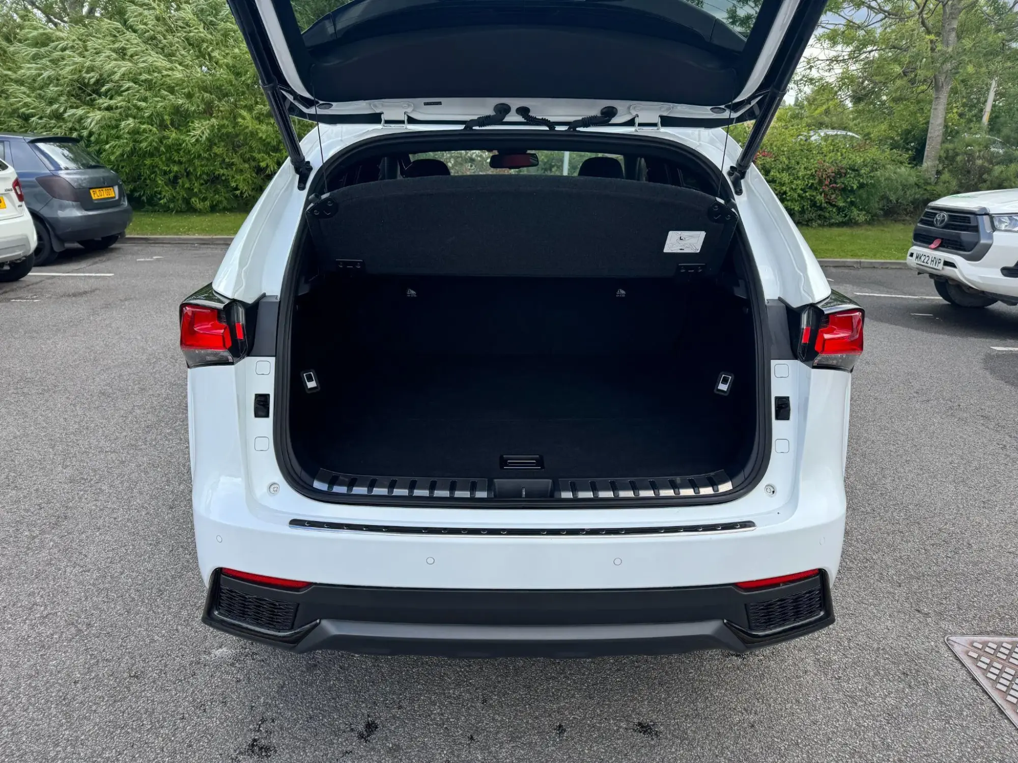 Lexus NX Self-Charging Hybrid Image 10 Lexus NX Self-Charging Hybrid Image 10
