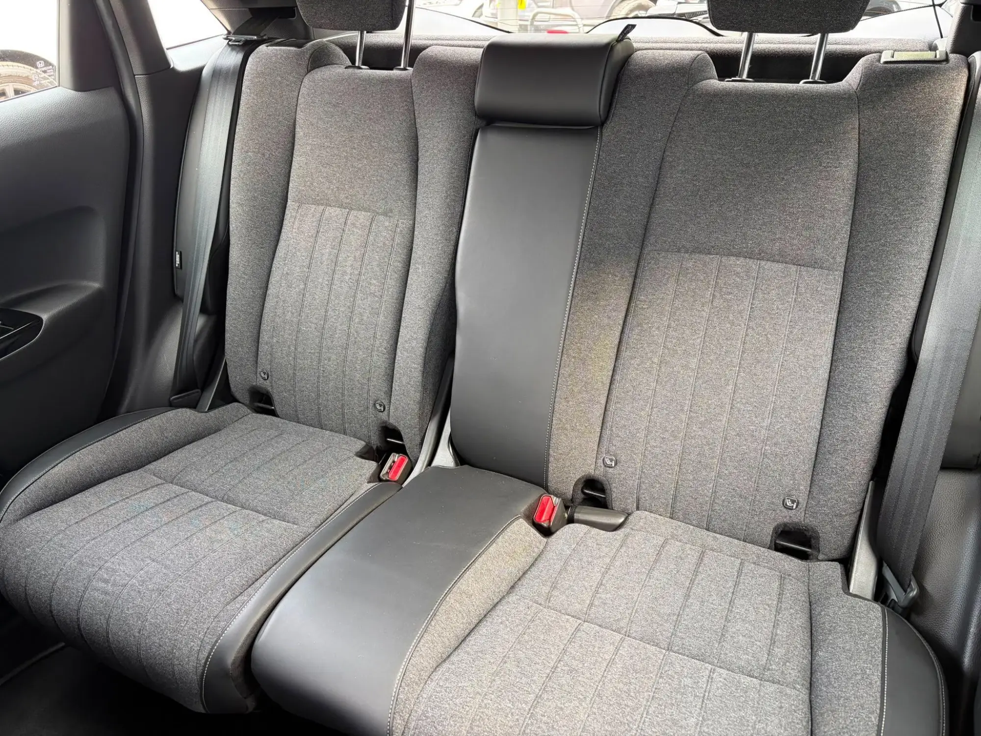 Honda Jazz Hybrid Image 12 Honda Jazz Hybrid Image 12