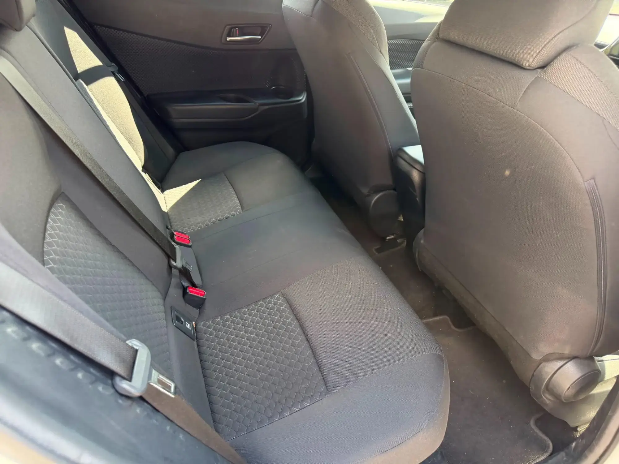 Toyota C-HR Self-Charging Hybrid Image 12 Toyota C-HR Self-Charging Hybrid Image 12