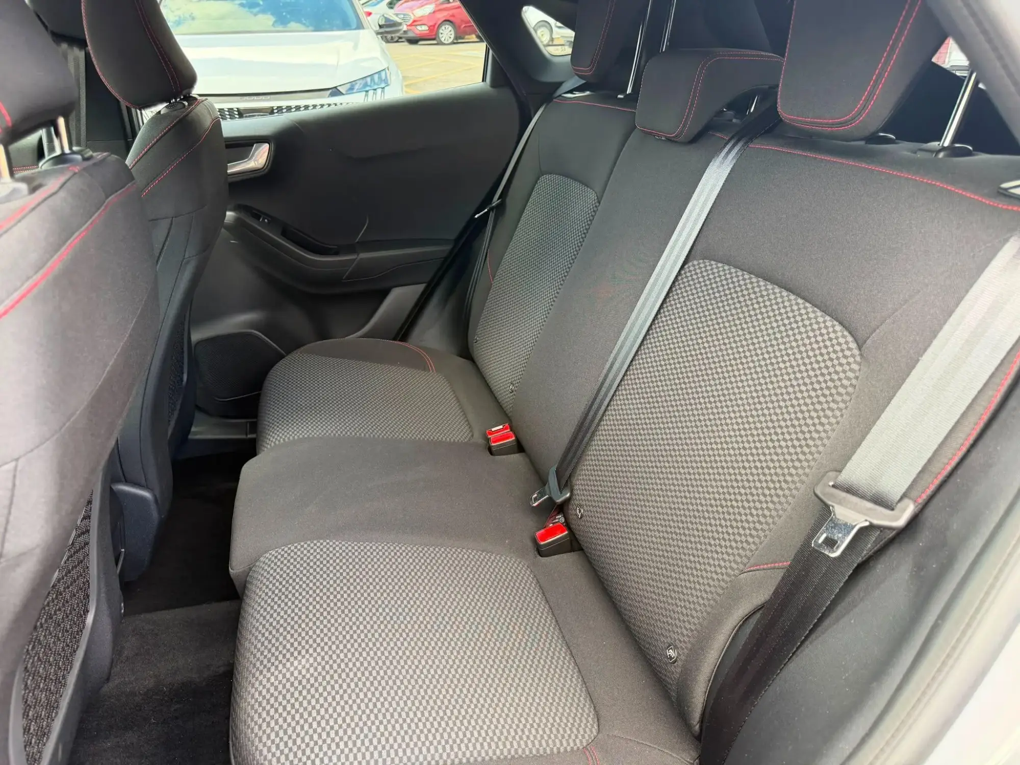 Ford Puma Image 12