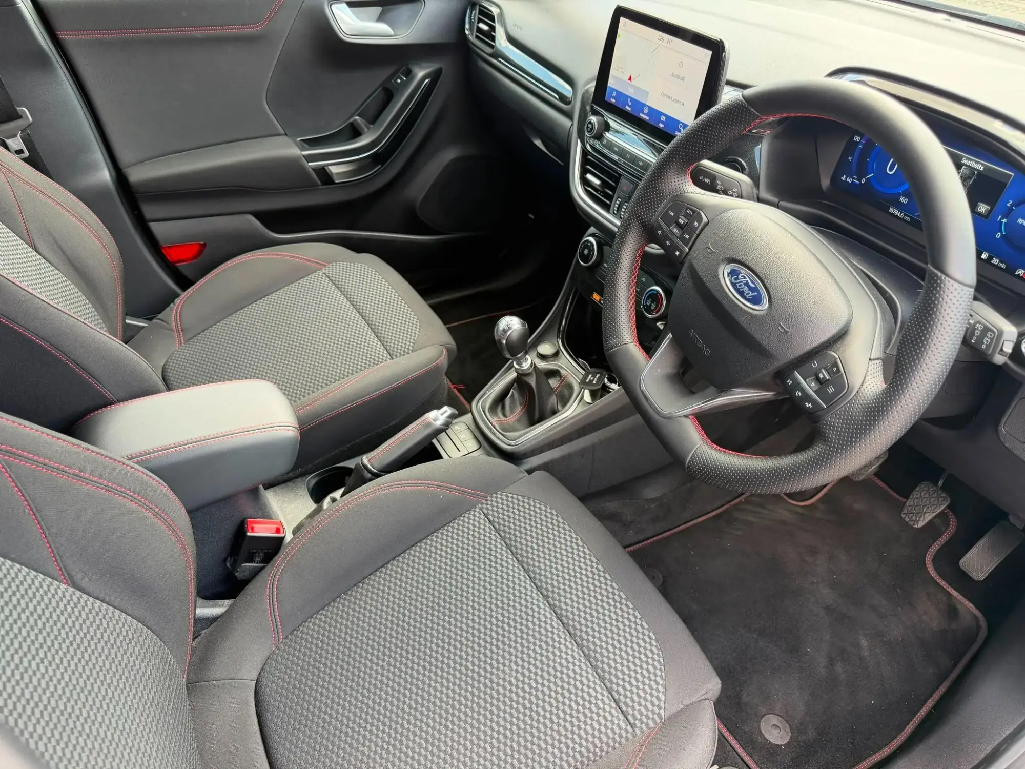 Ford Puma Image 17