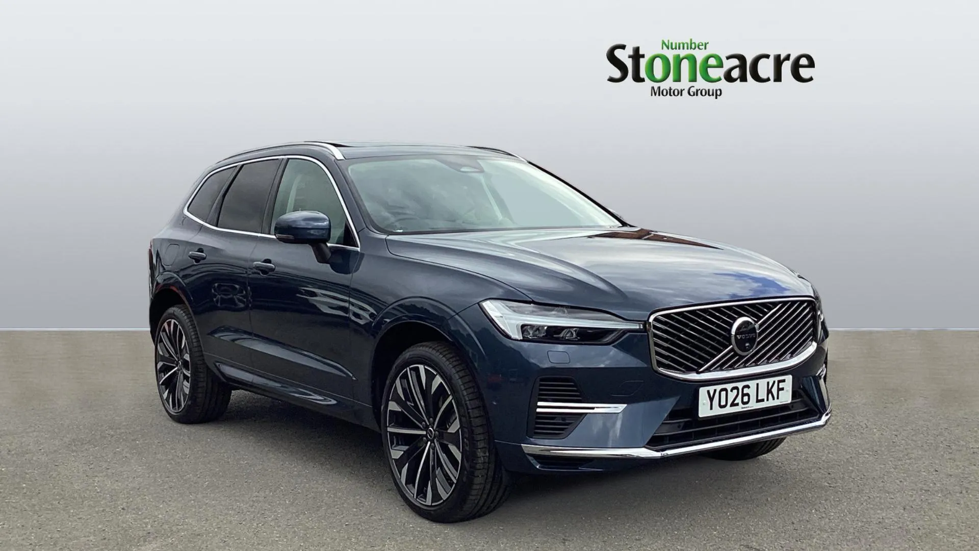 Volvo XC60 listing photo