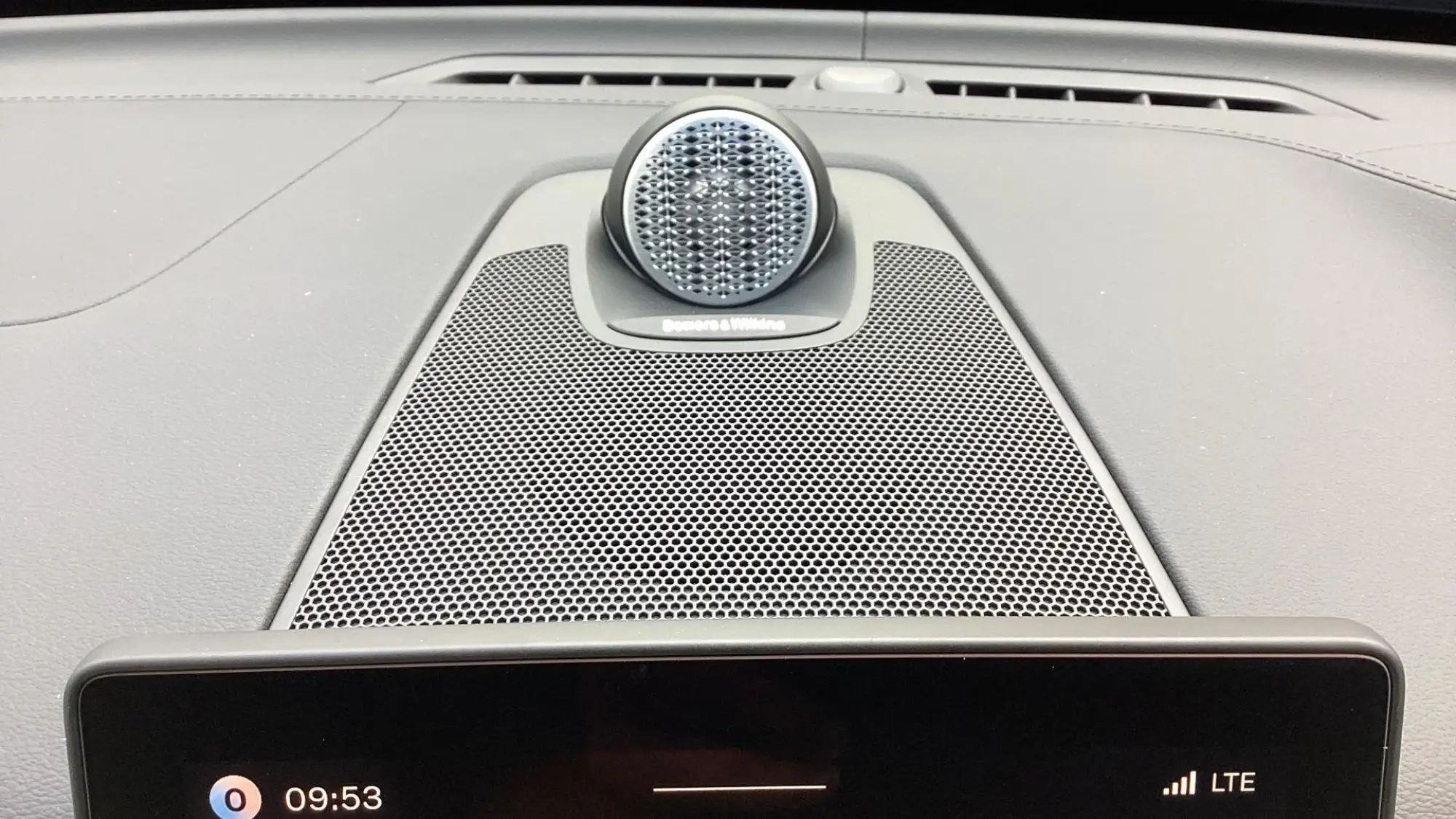 Volvo XC60 Image 23