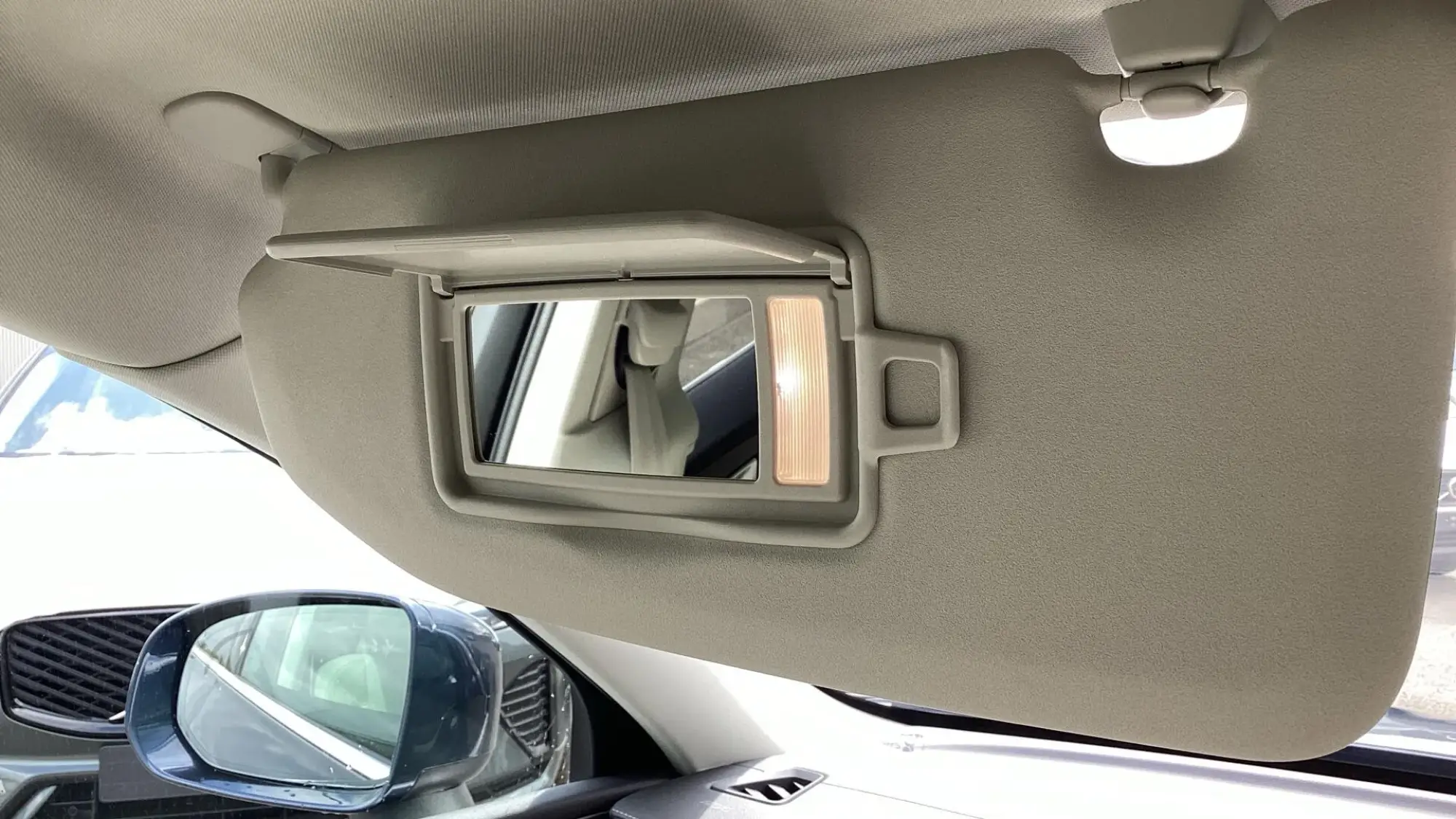 Volvo XC60 Image 32