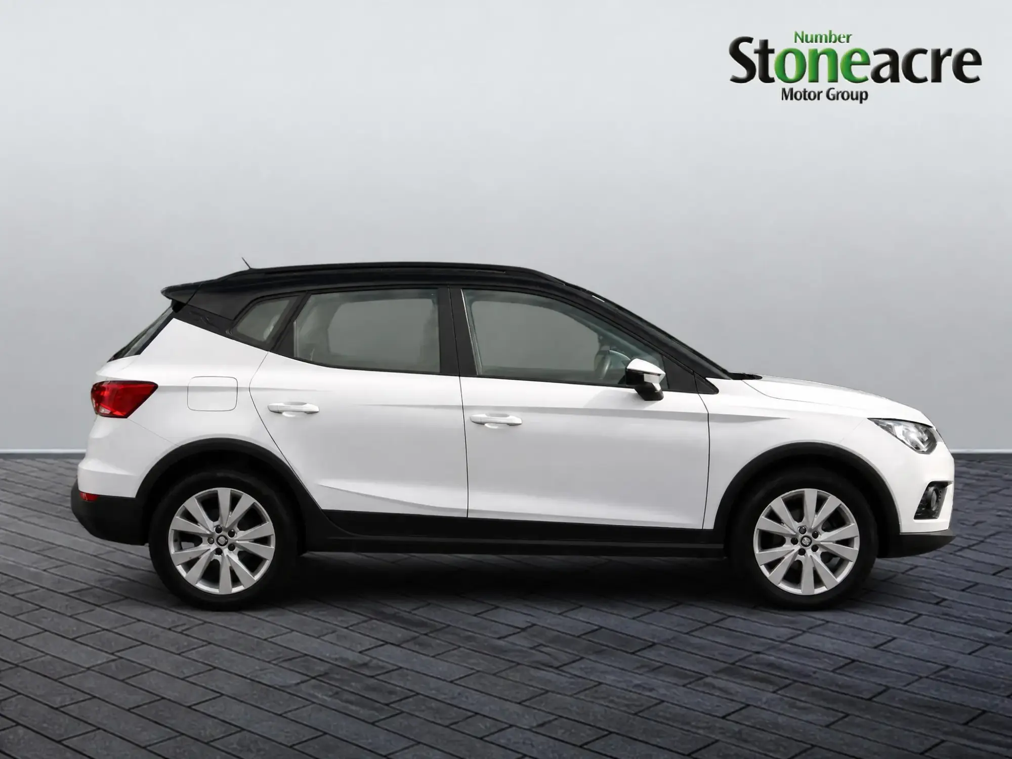 SEAT Arona Image 2