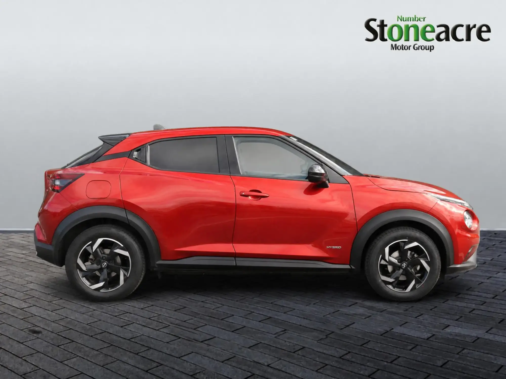 Nissan Juke Hybrid 1.6 N-Connecta Auto Euro 6 5dr MH23UCM Image 2