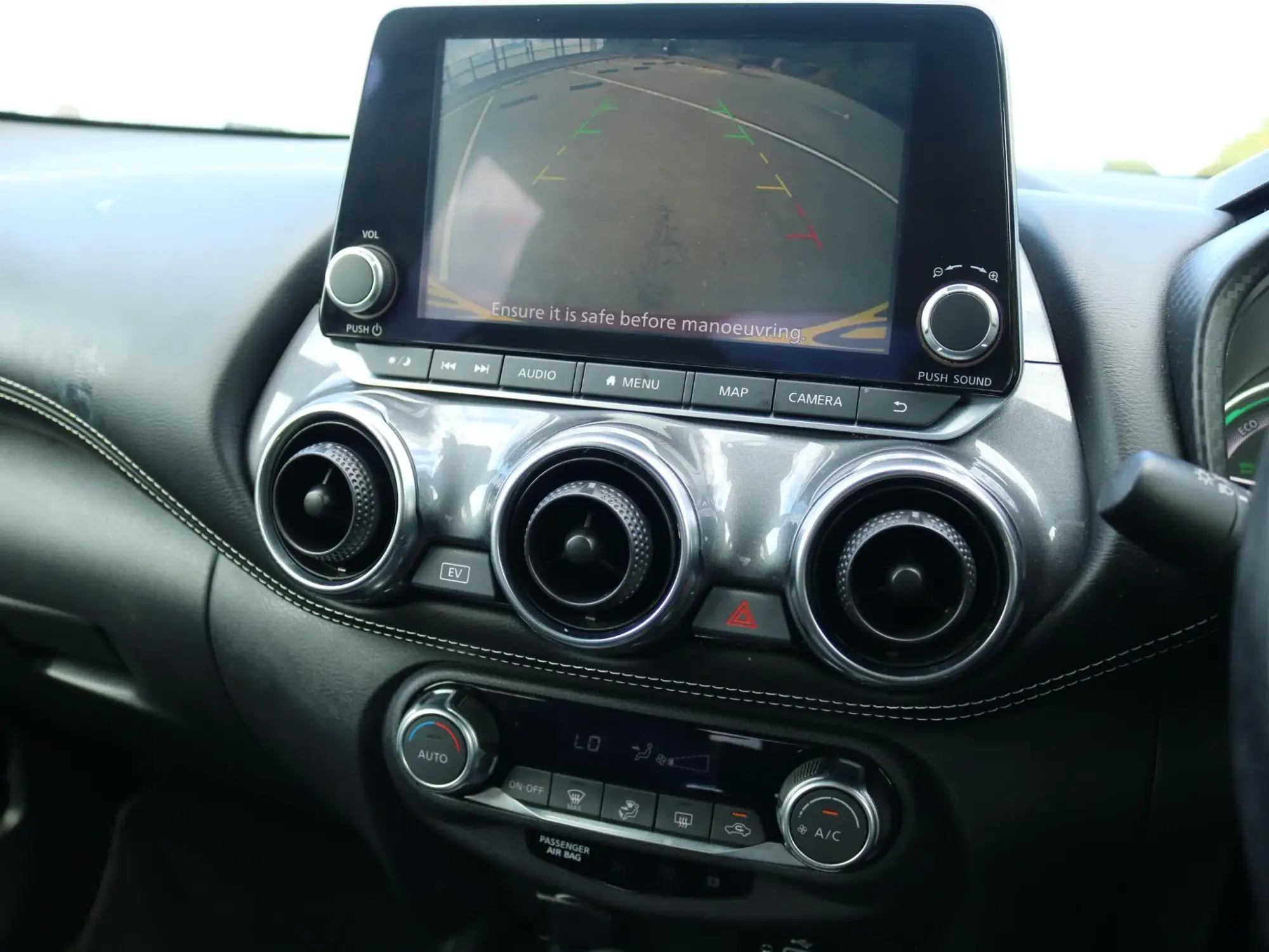 Nissan Juke Hybrid Image 19 Nissan Juke Hybrid Image 19