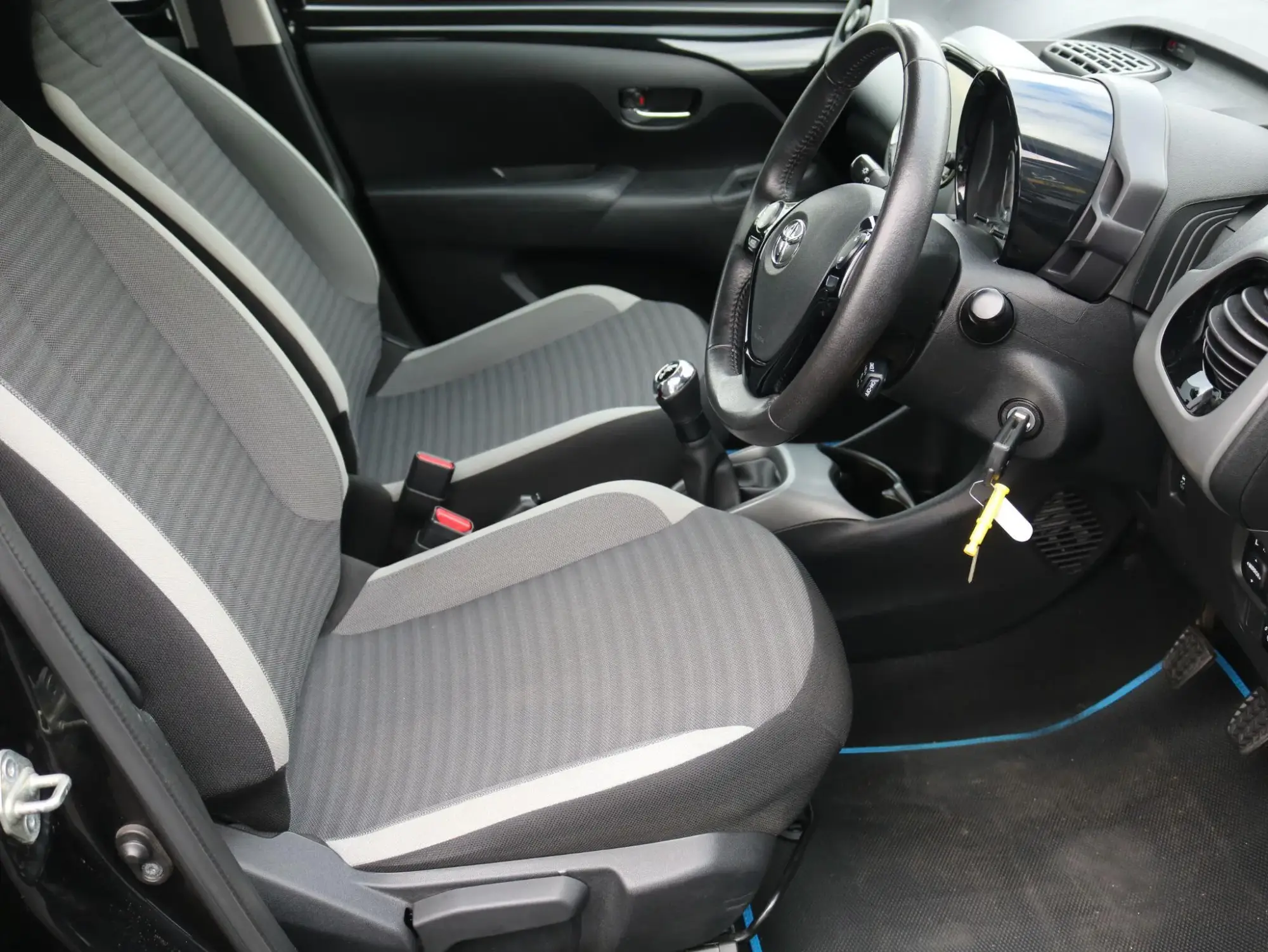 Toyota Aygo Image 12