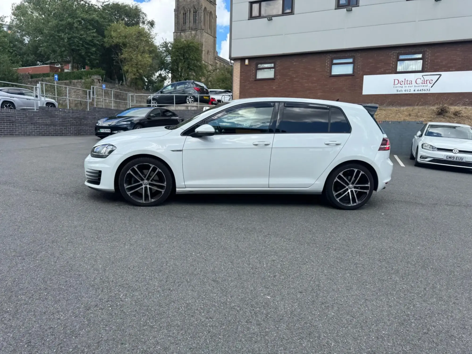 Volkswagen Golf Image 5