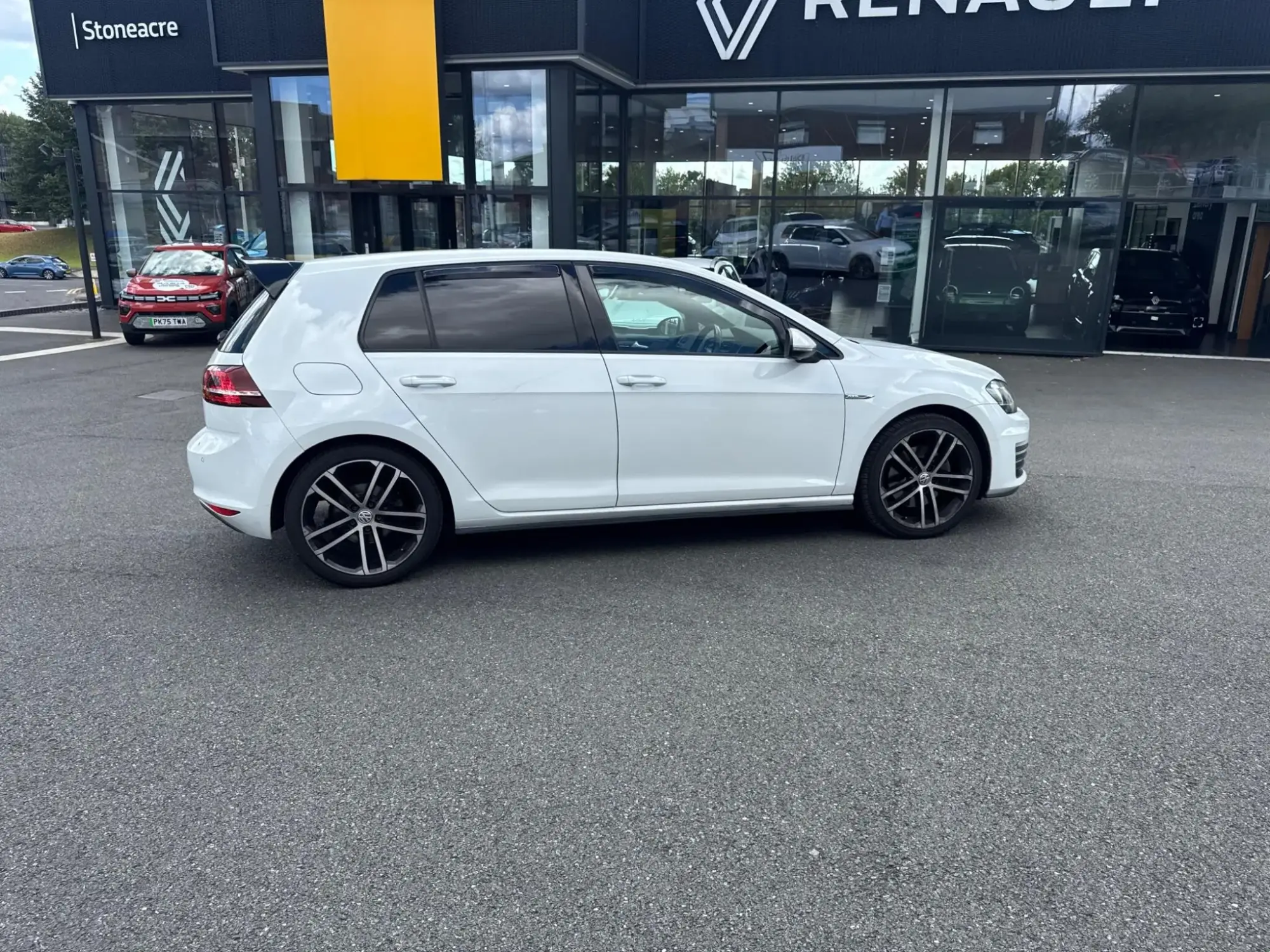 Volkswagen Golf Image 7