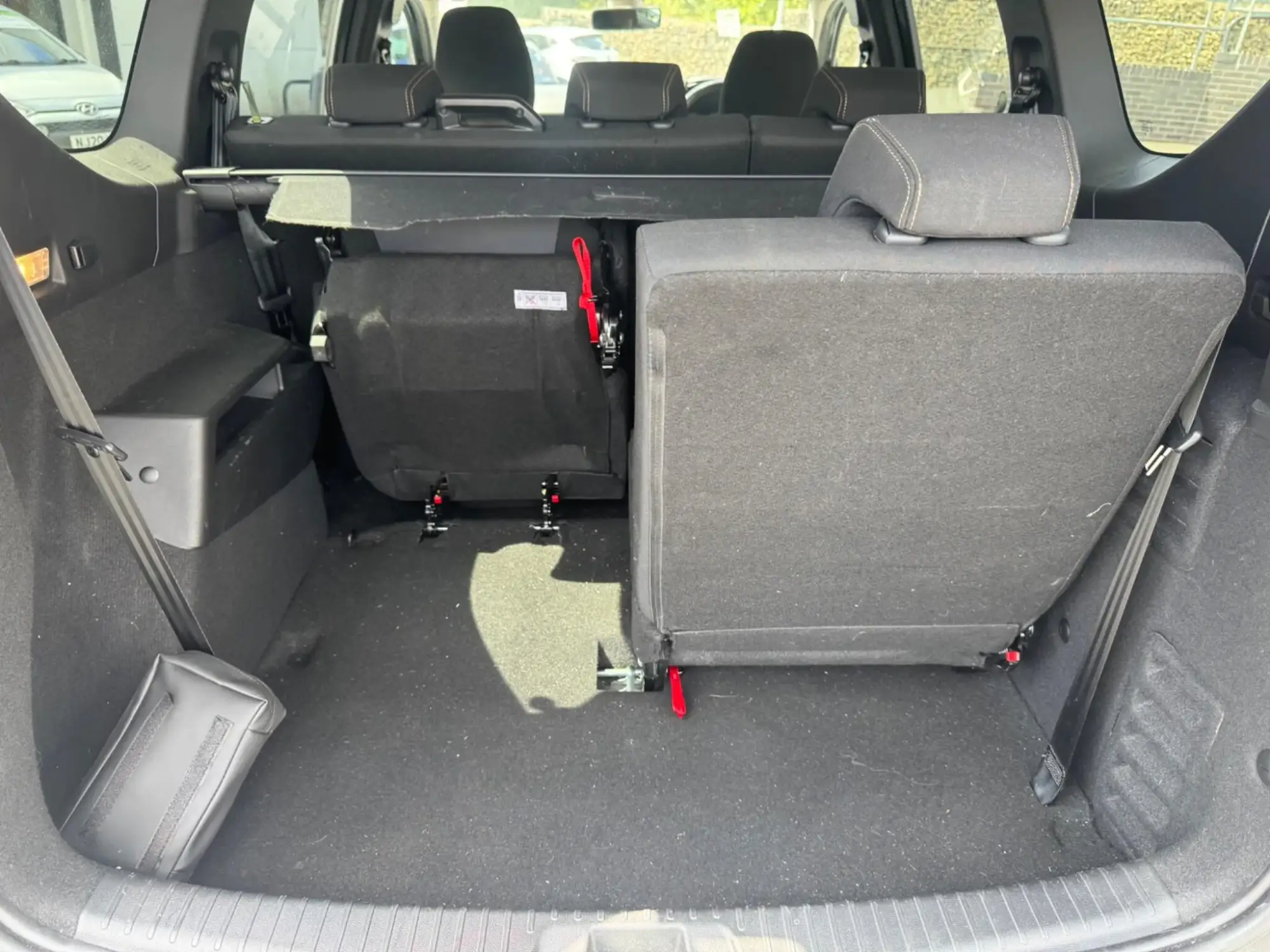 Dacia Jogger Hybrid Image 24 Dacia Jogger Hybrid Image 24