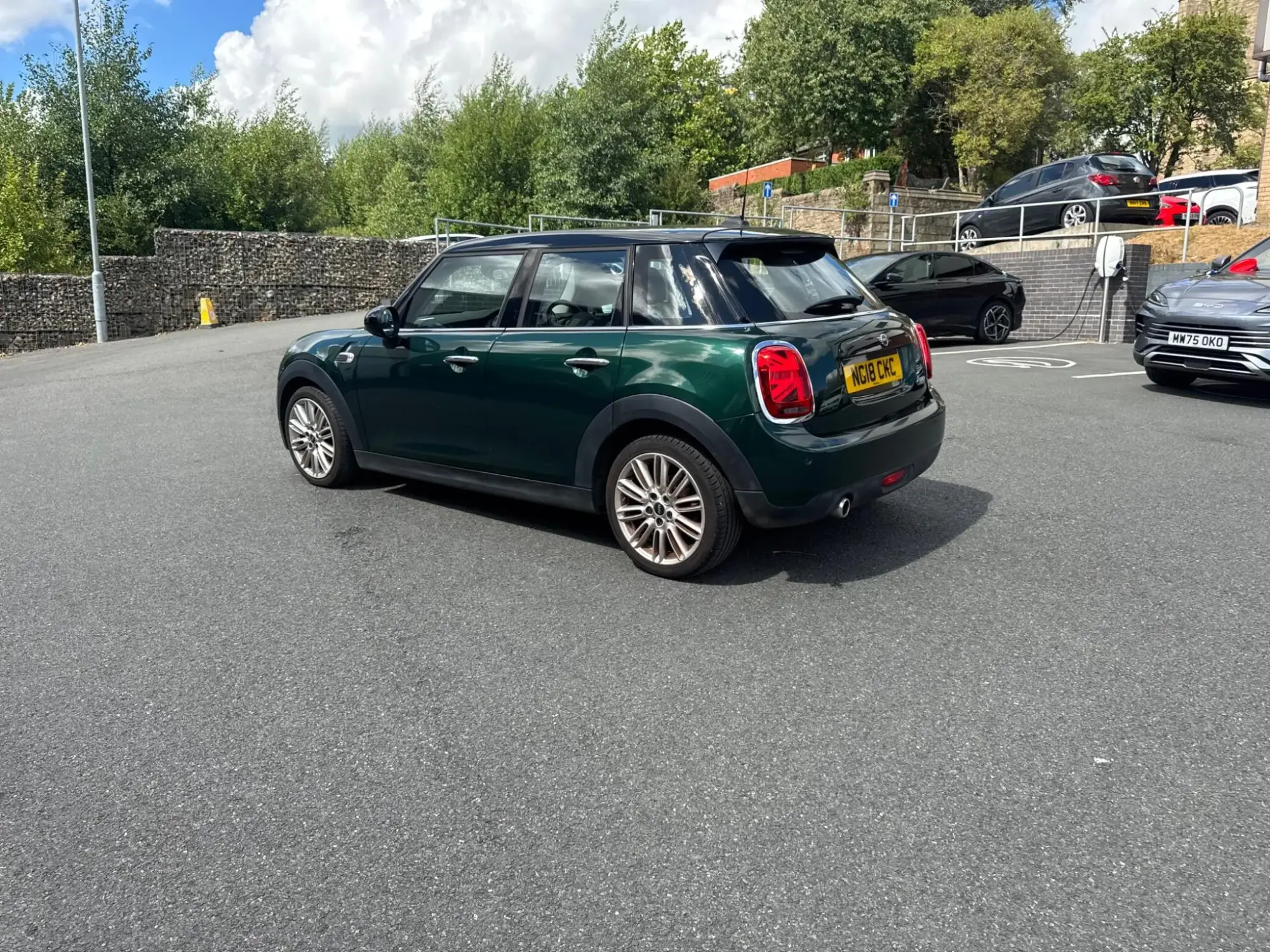 MINI Hatch Image 5 MINI Hatch Image 5