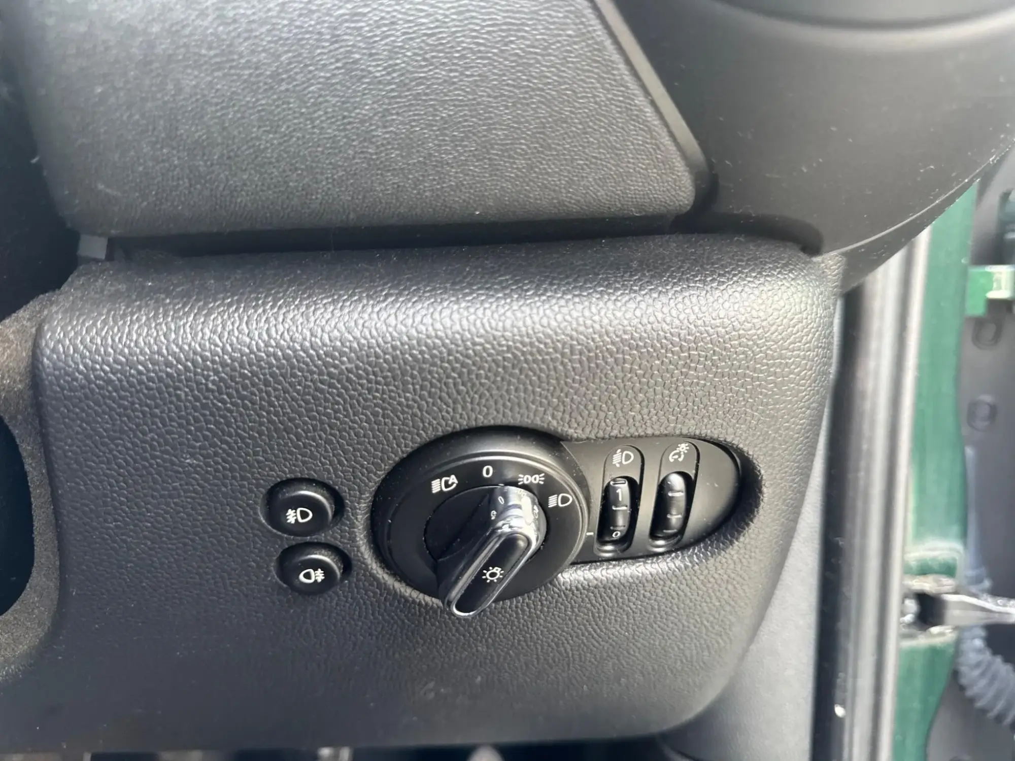 MINI Hatch Image 13 MINI Hatch Image 13