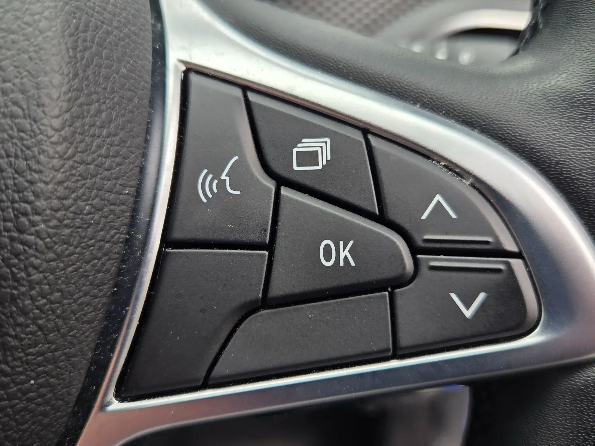 Dacia Sandero Image 16 Dacia Sandero Image 16