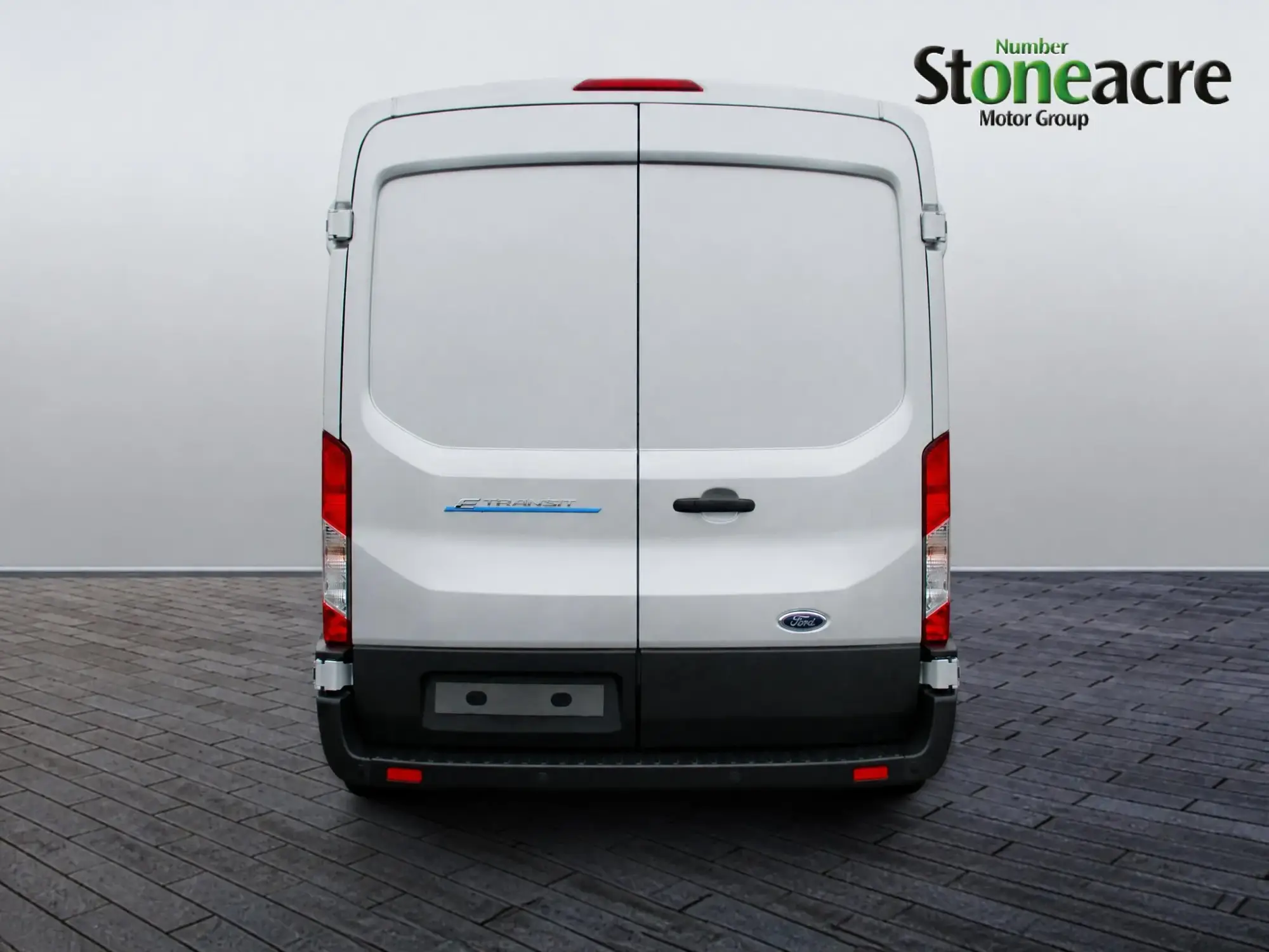Ford E-Transit Image 4