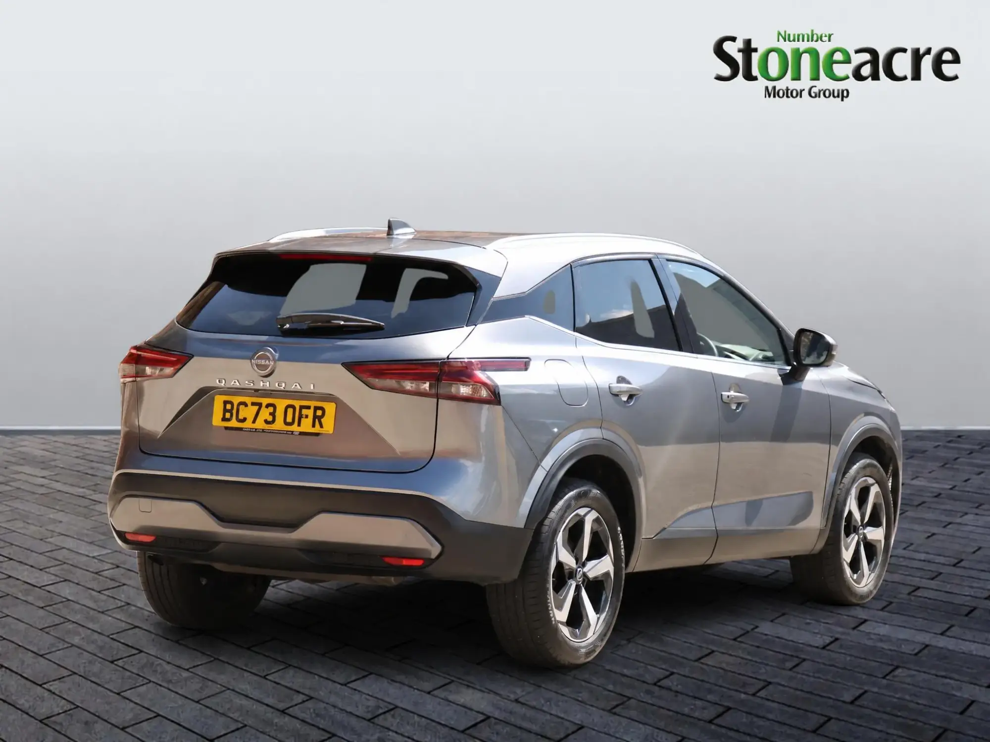 Nissan Qashqai 1.3 DiG-T MH N-Connecta 5dr BC73OFR Image 3