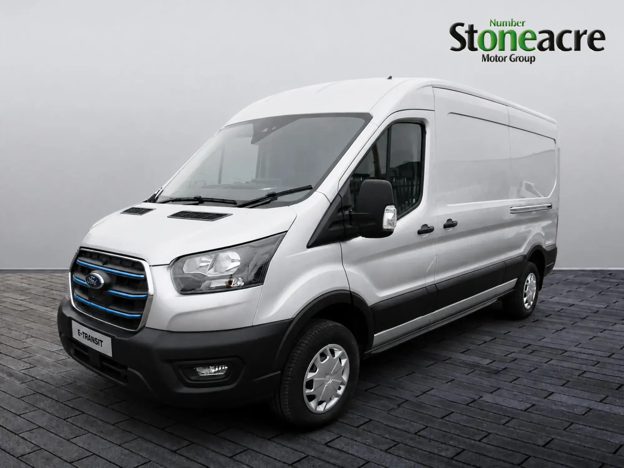 Ford E-Transit Image 7