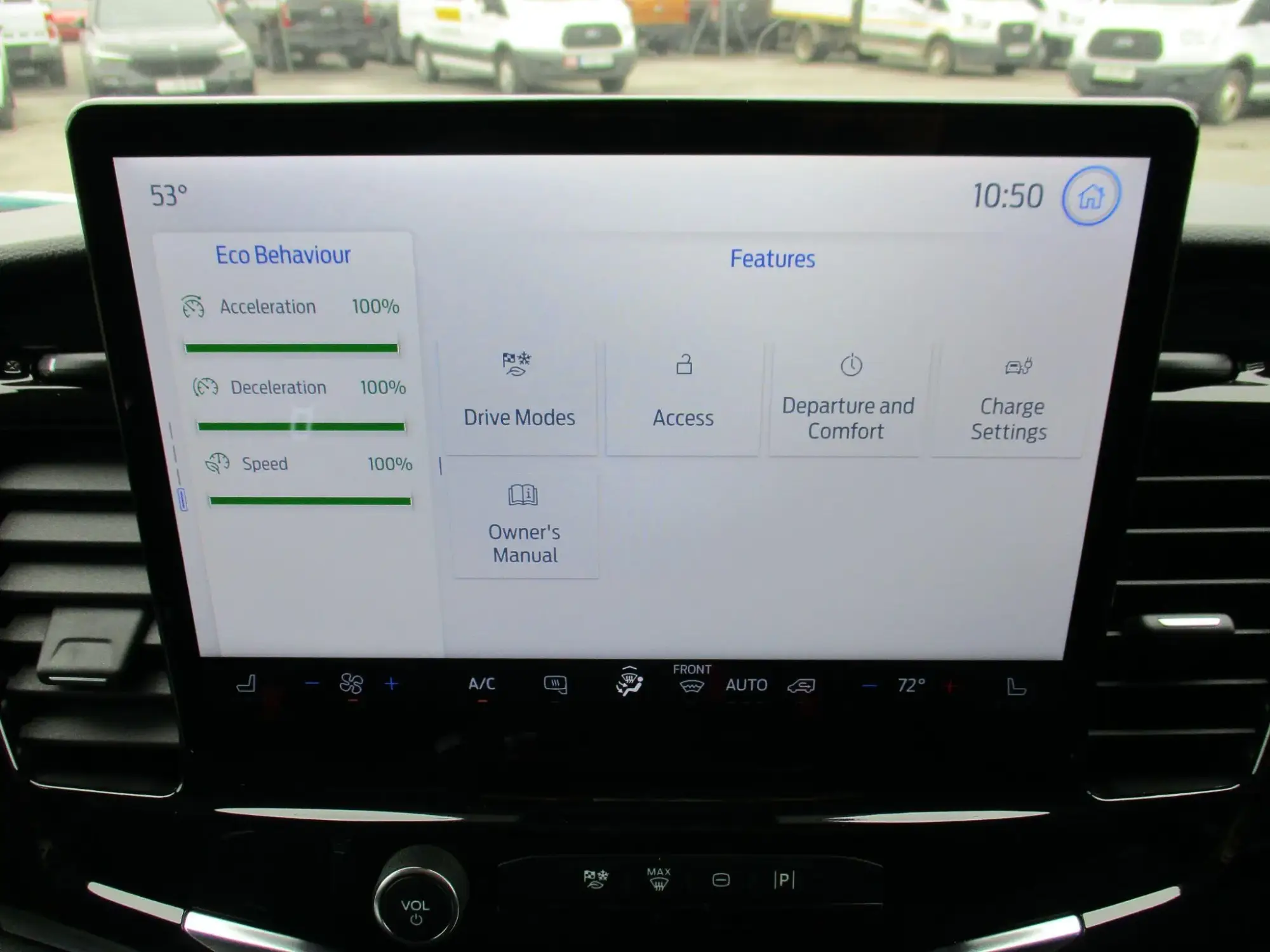Ford E-Transit Image 24