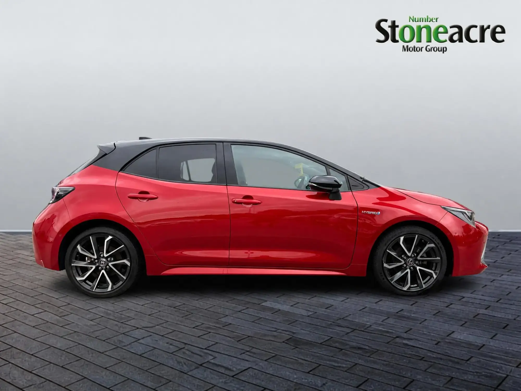 Toyota Corolla Hatchback 1.8 VVT-h GPF Excel Hatchback 5dr Petrol Hybrid CVT Euro 6 (s/s) (122 ps) FL71LWM Image 2