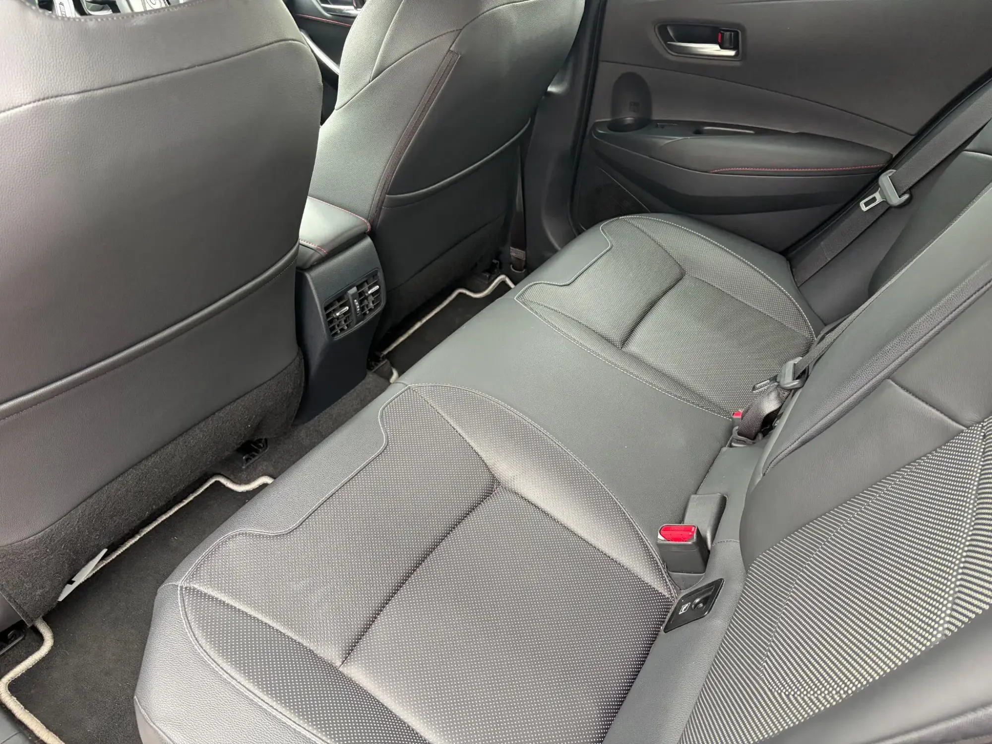 Toyota Corolla Hatchback Image 14 Toyota Corolla Hatchback Image 14