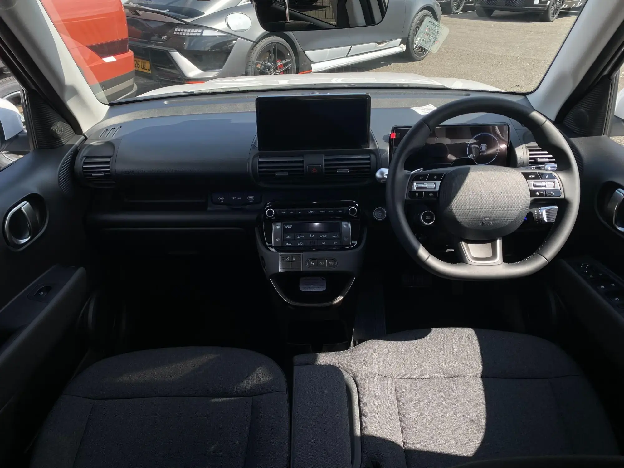 Hyundai INSTER Image 10