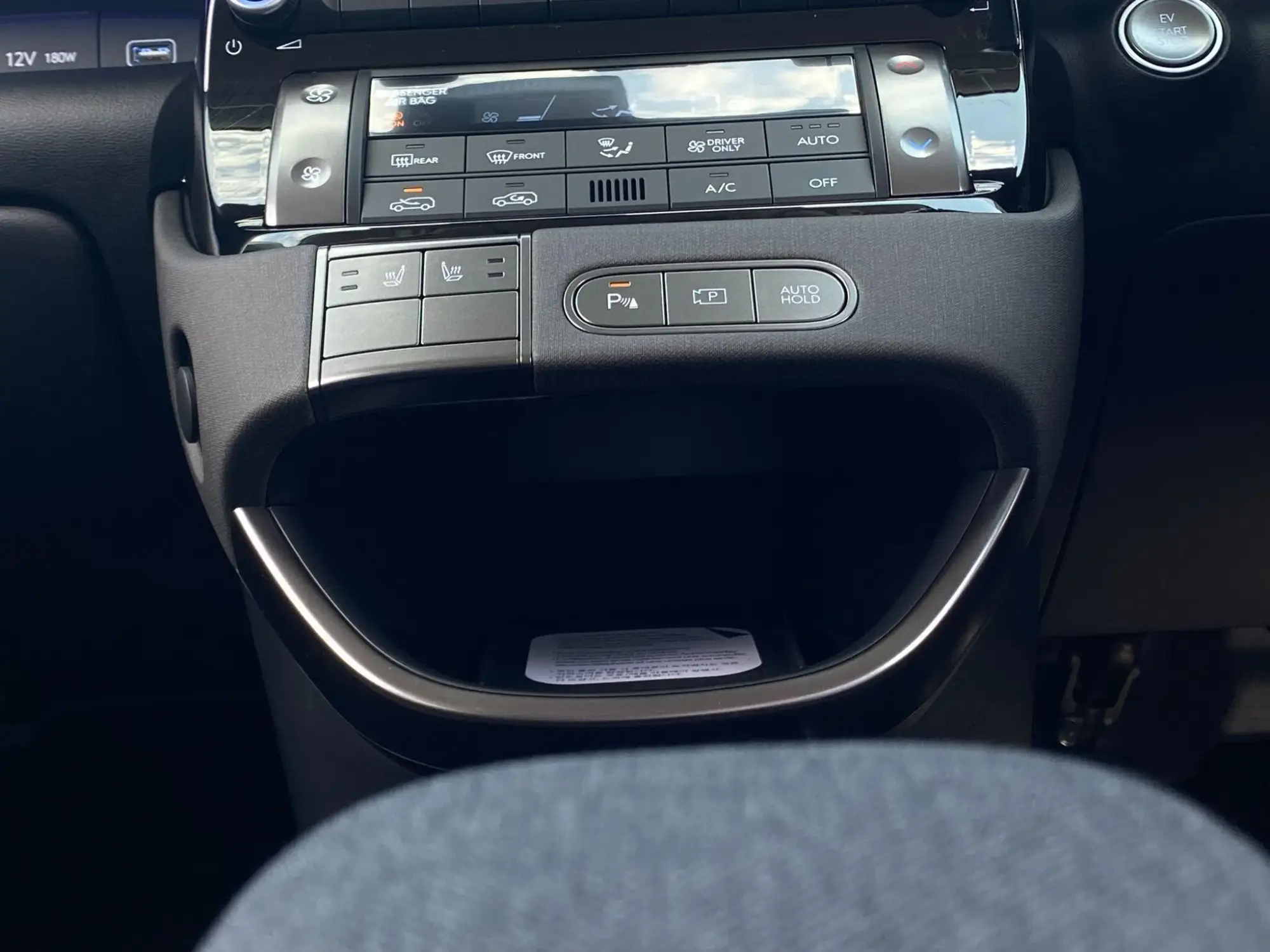 Hyundai INSTER Image 27