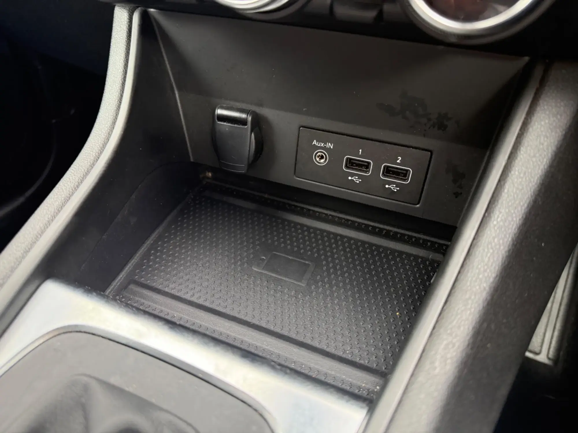 Renault Captur E-Tech Image 27 Renault Captur E-Tech Image 27