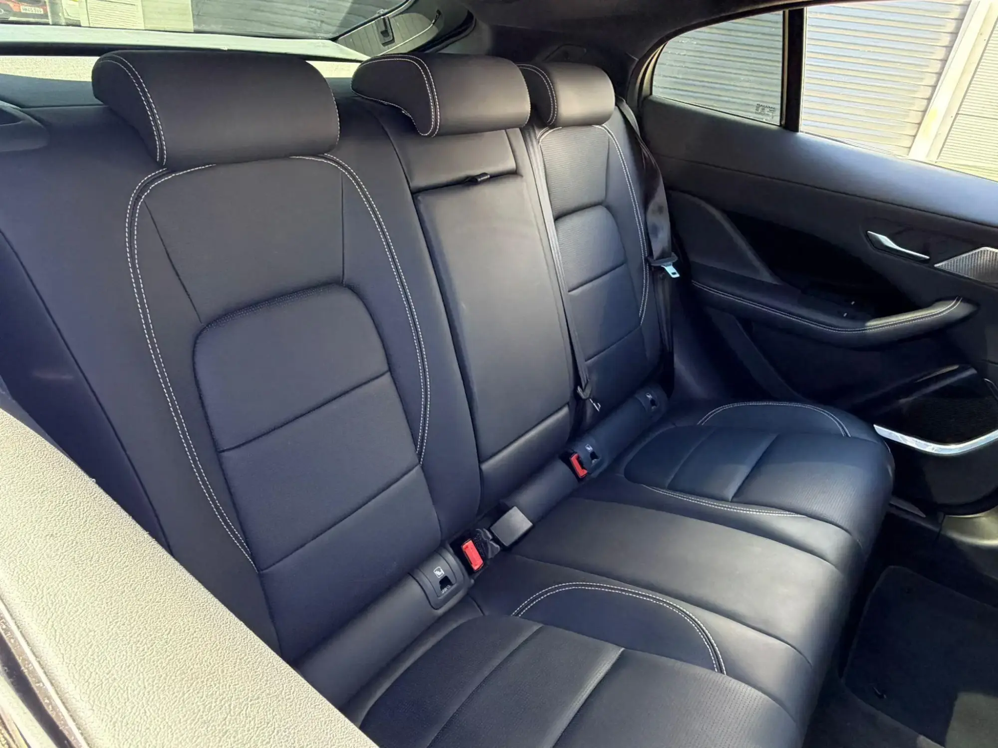 Jaguar i-Pace Image 18 Jaguar i-Pace Image 18