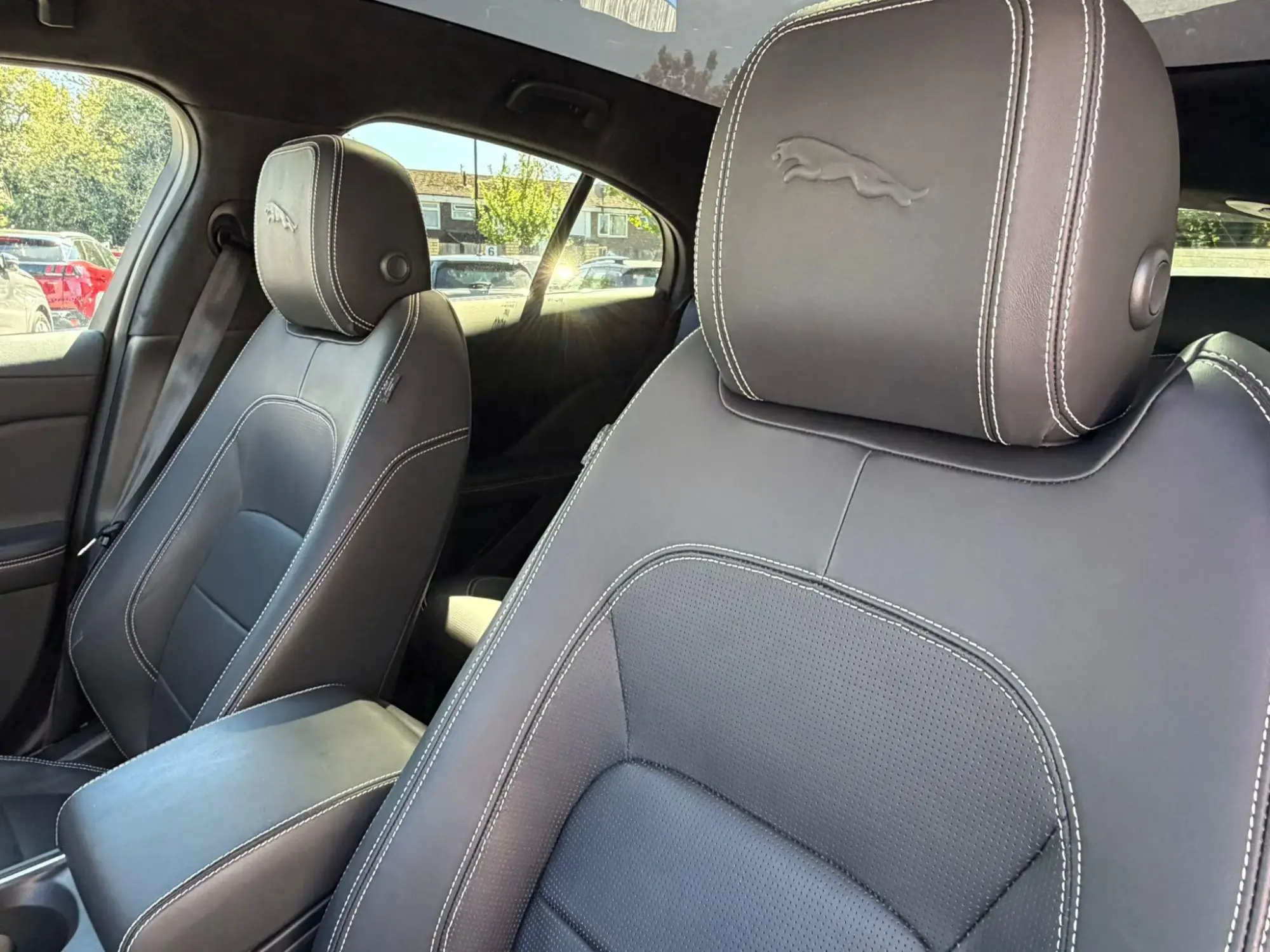 Jaguar i-Pace Image 27 Jaguar i-Pace Image 27