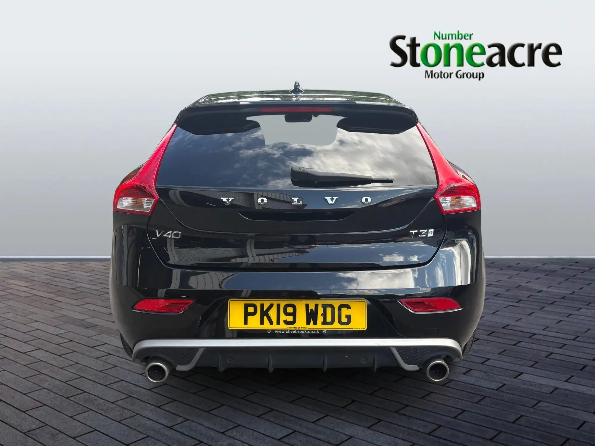 Volvo V40 Image 4 Volvo V40 Image 4