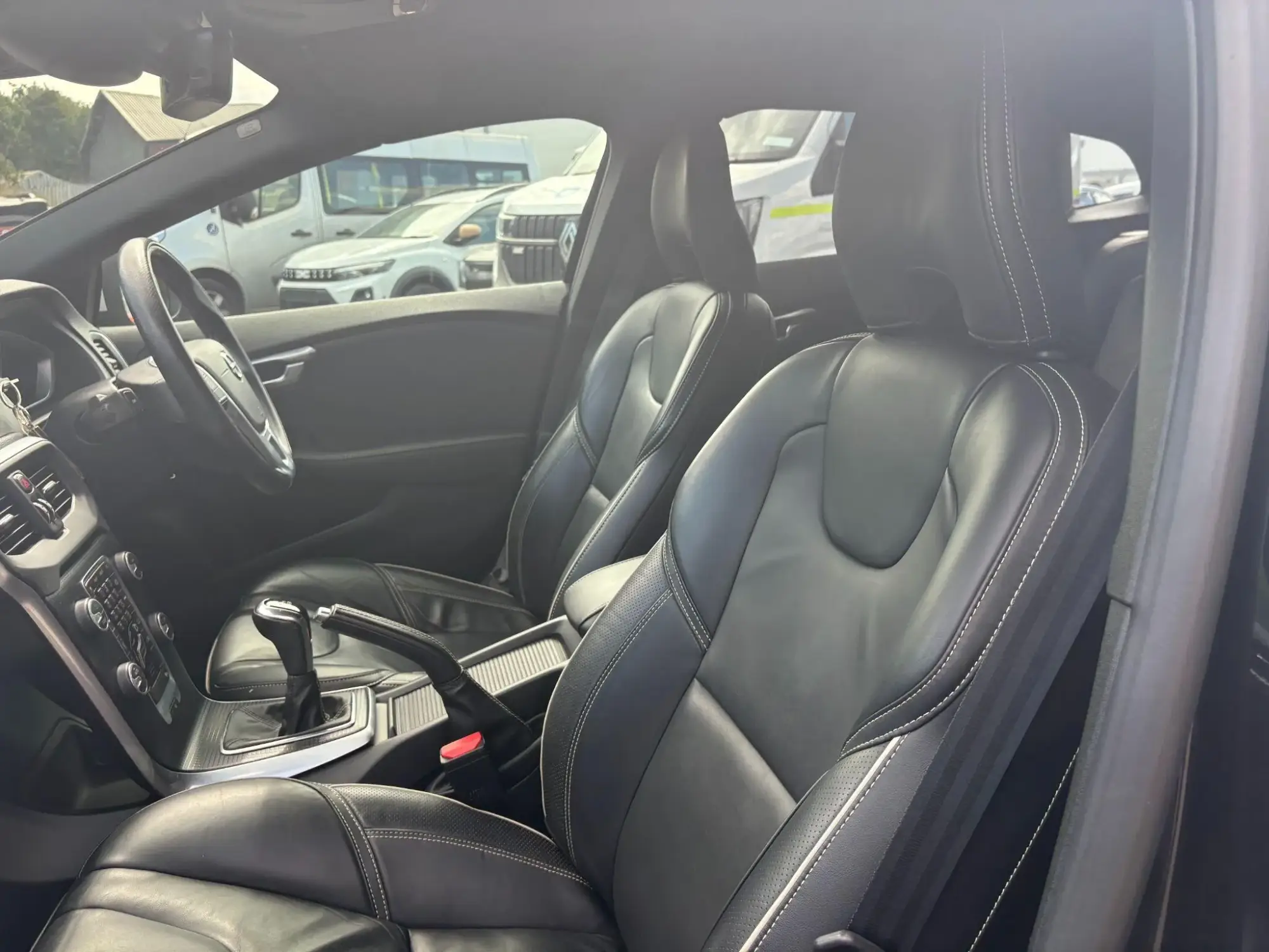 Volvo V40 Image 12 Volvo V40 Image 12