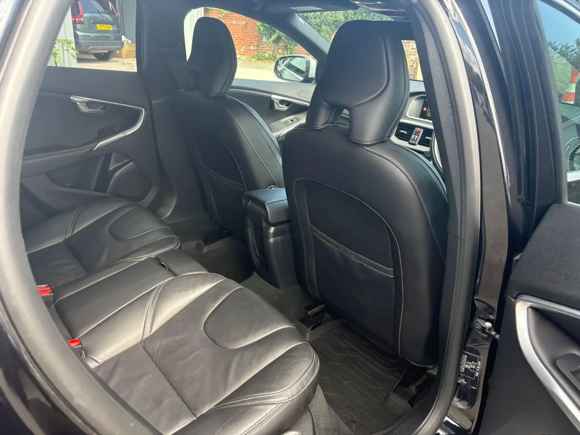 Volvo V40 Image 32 Volvo V40 Image 32