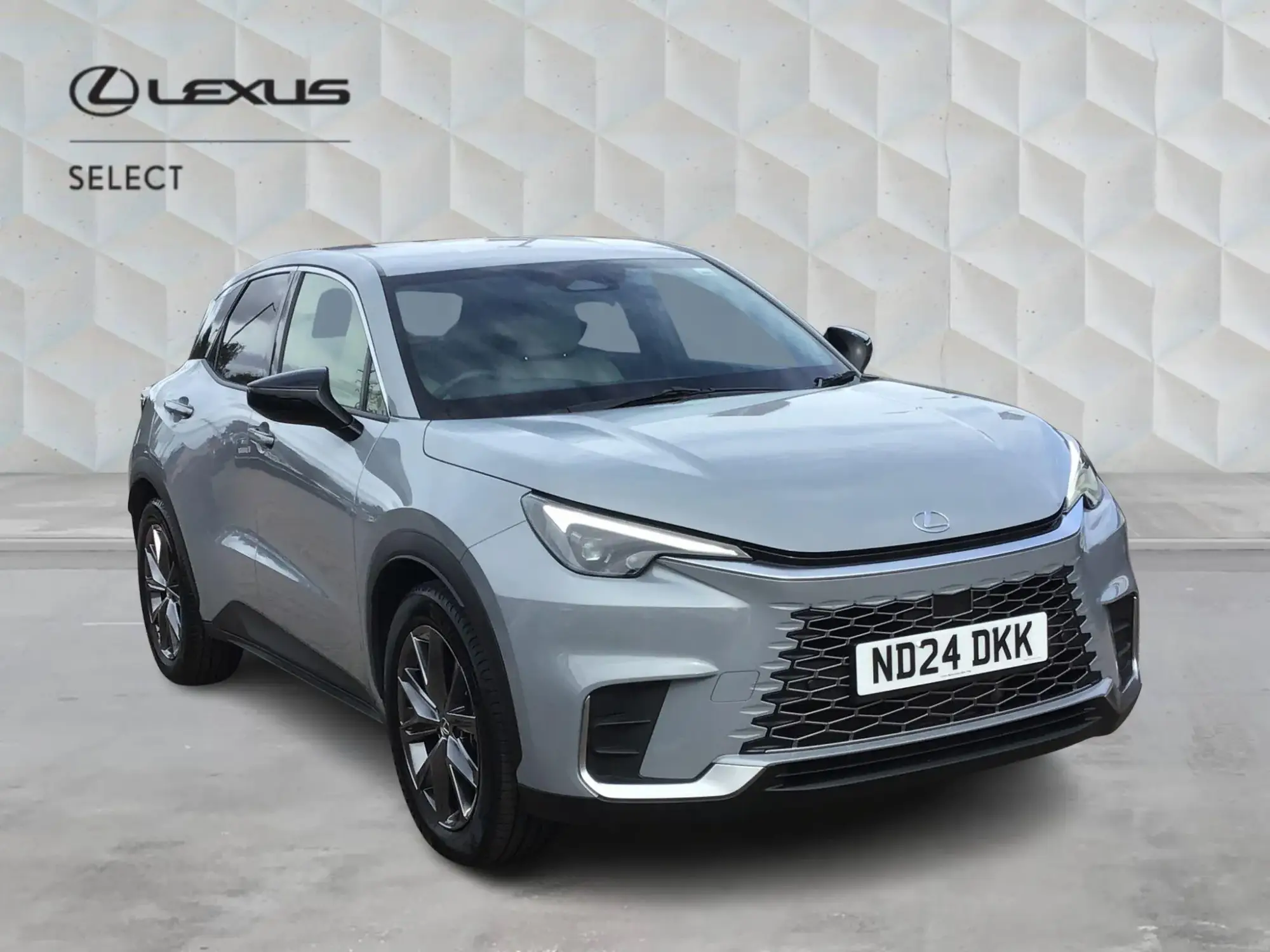 Lexus LBX 1.5 VVT-iE Premium Plus E-CVT Euro 6 (s/s) 5dr ND24DKK Image 1 Lexus LBX 1.5 VVT-iE Premium Plus E-CVT Euro 6 (s/s) 5dr ND24DKK Image 1