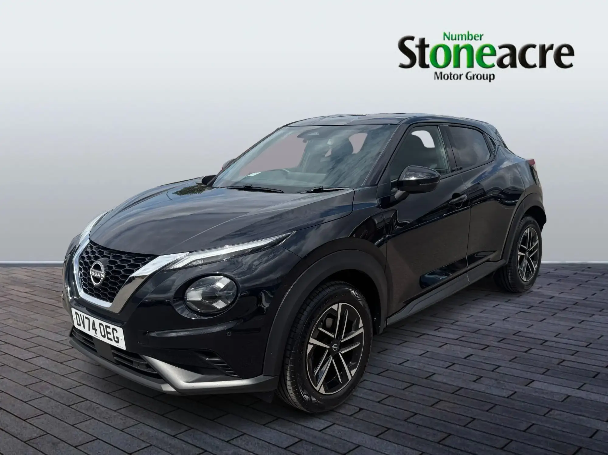 Nissan Juke 1.0 DIG-T N-Connecta Euro 6 (s/s) 5dr DV74OEG Image 3 Nissan Juke 1.0 DIG-T N-Connecta Euro 6 (s/s) 5dr DV74OEG Image 3