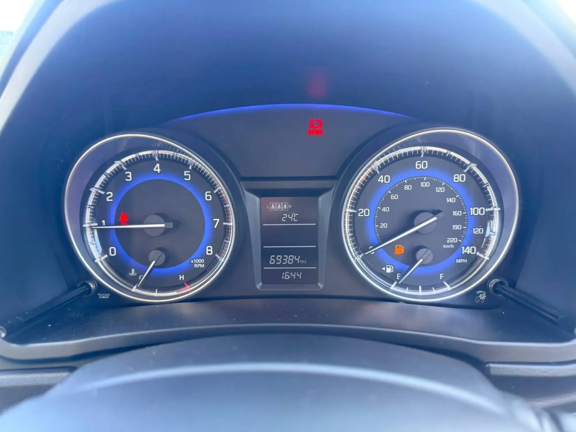 Suzuki Baleno Image 17 Suzuki Baleno Image 17