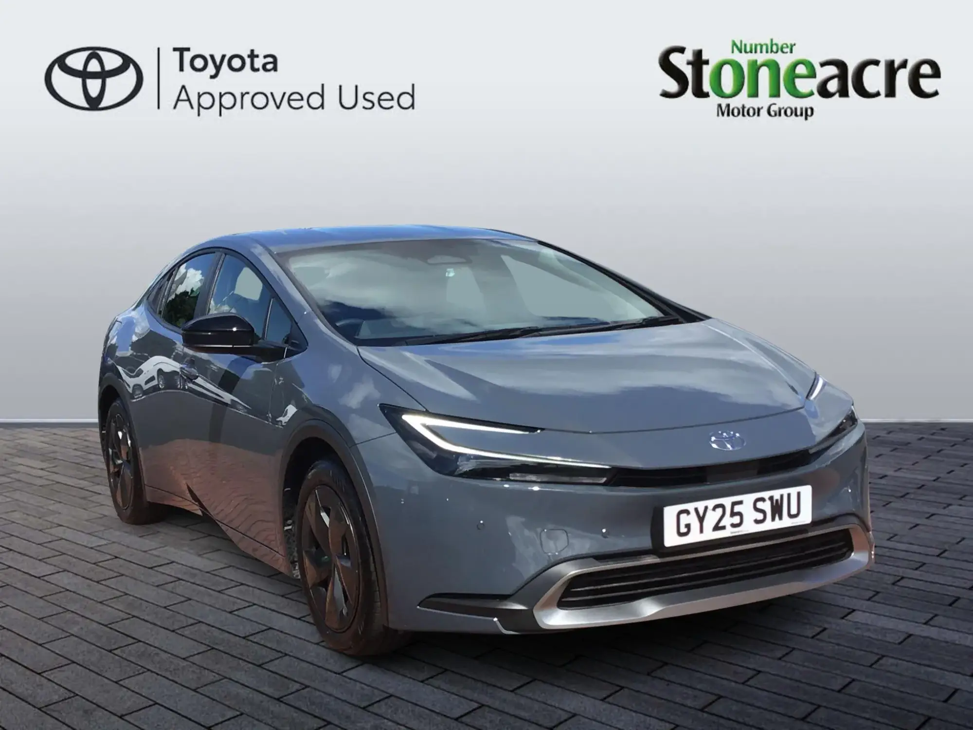 Toyota Prius Plug-in Hybrid 2.0 13.6 kWh Design CVT Euro 6 (s/s) 5dr GY25SWU Image 1 Toyota Prius Plug-in Hybrid 2.0 13.6 kWh Design CVT Euro 6 (s/s) 5dr GY25SWU Image 1